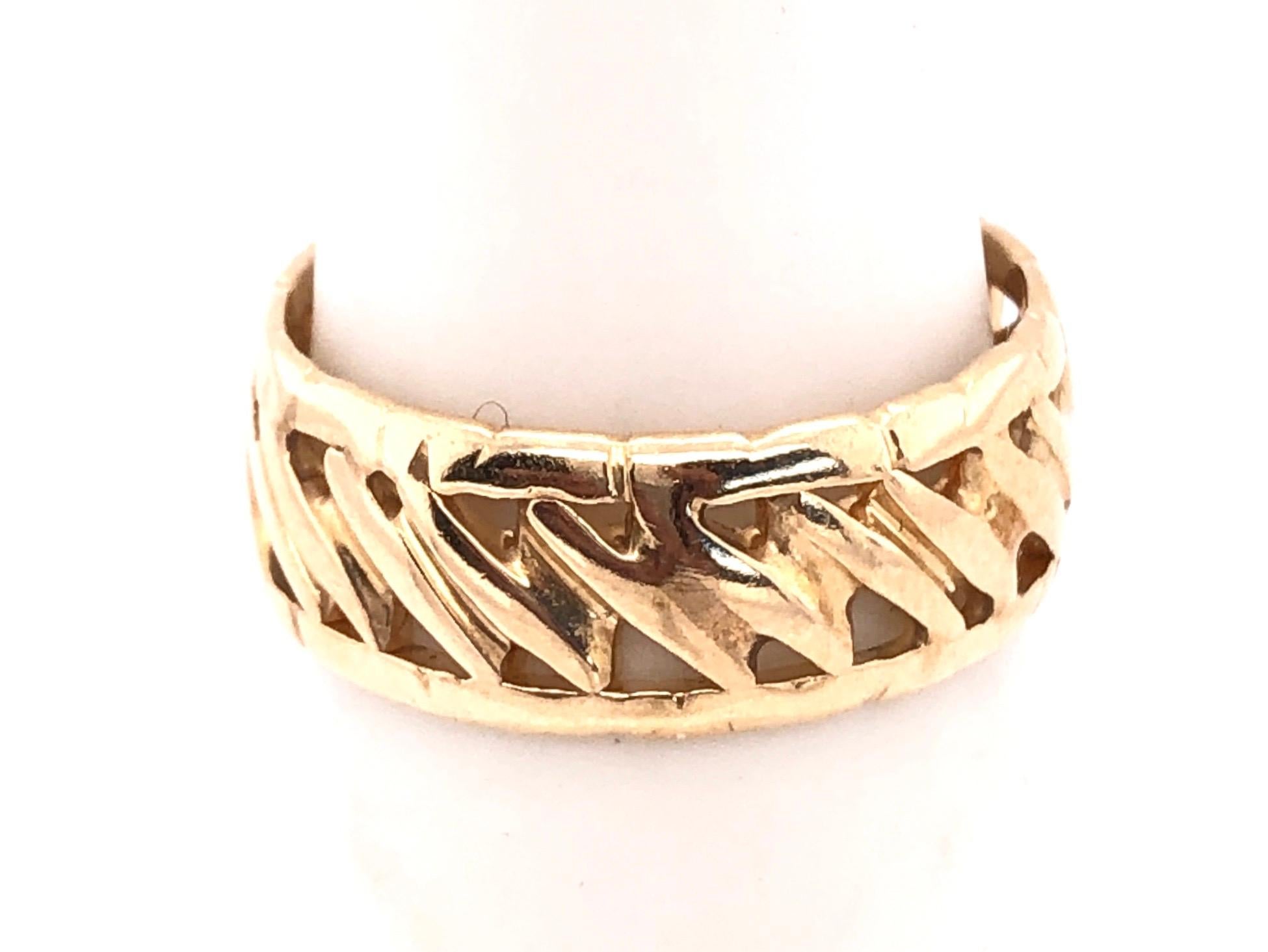 bague à anneau Freestyle en or jaune 14Kt
 Taille 6.50 
4.1 gramme de poids total