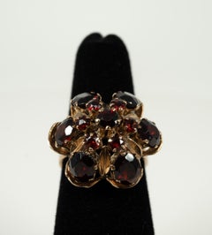14K Yellow Gold Garnet Harem Ring, Mid-20th Century, Unisex, 5.3g