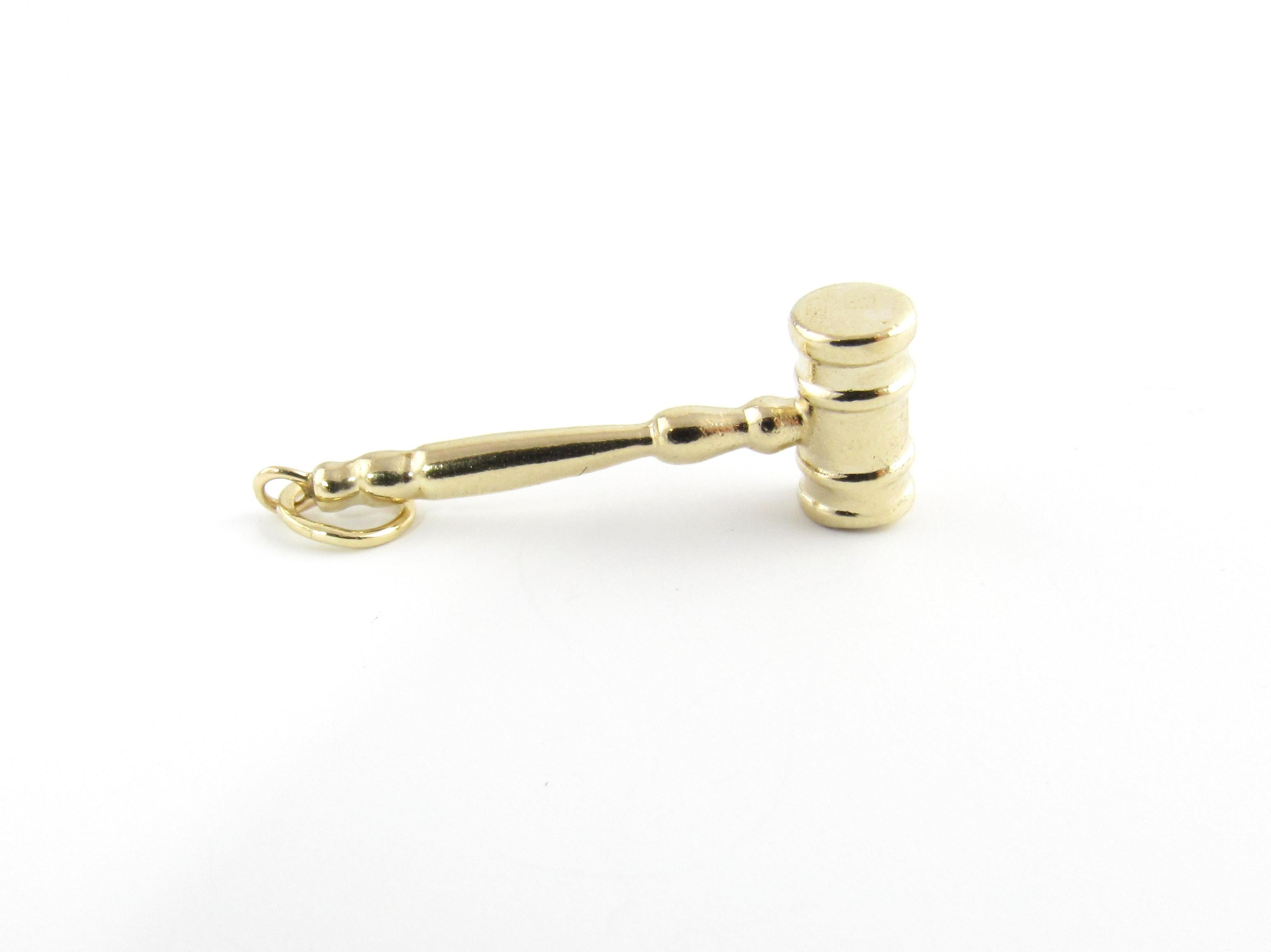 Vintage 14 Karat Yellow Gold Gavel Charm

Order in the court!

This lovely 3D charm features a miniature gavel meticulously detailed in 14K yellow gold.

Size: 31 mm x 11 mm

Weight: 1.9 dwt. / 3.0 gr.

Stamped: 14K

Very good condition,