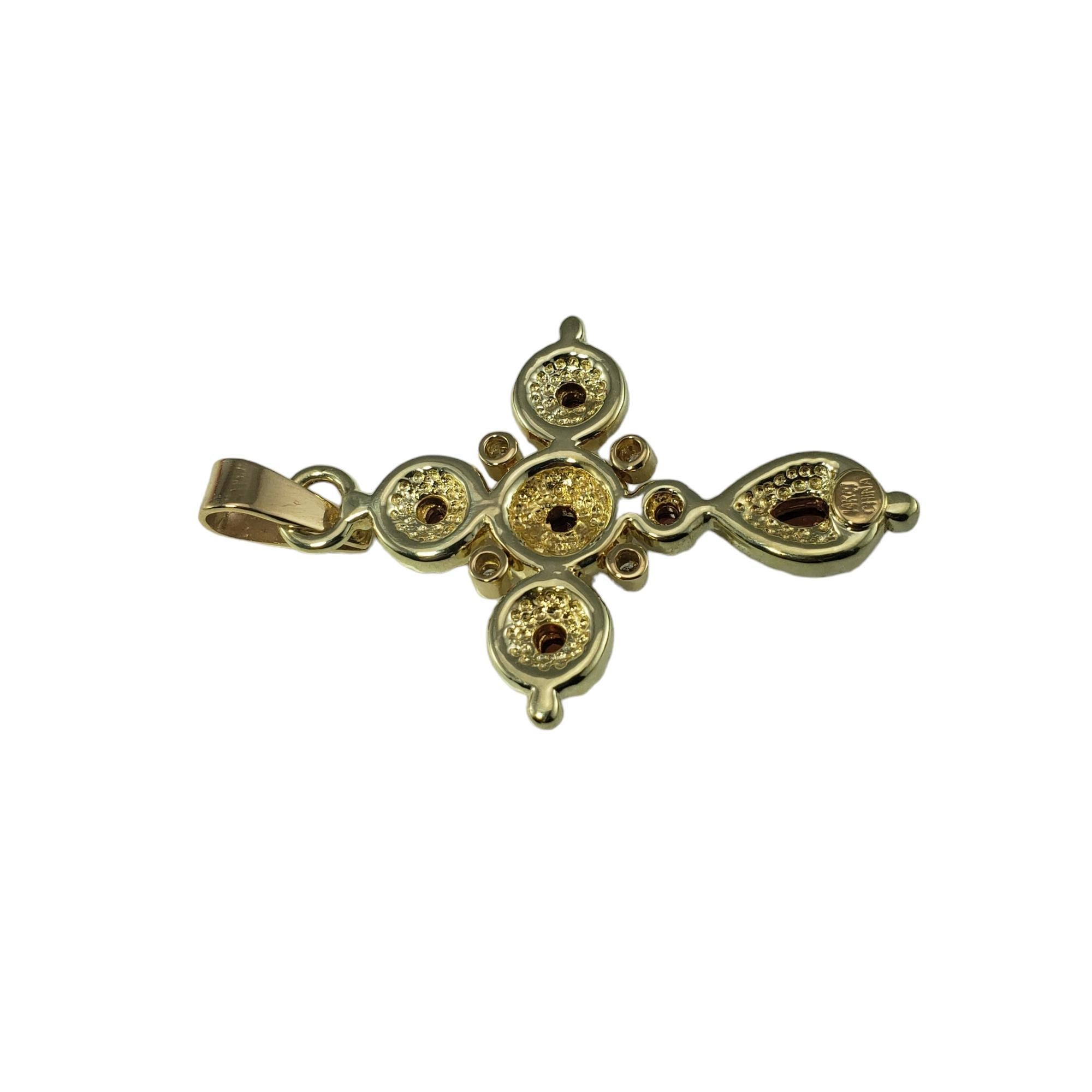 Taille ronde Pendentif croix en or jaune 14 carats avec pierres précieuses et diamants #16236 en vente