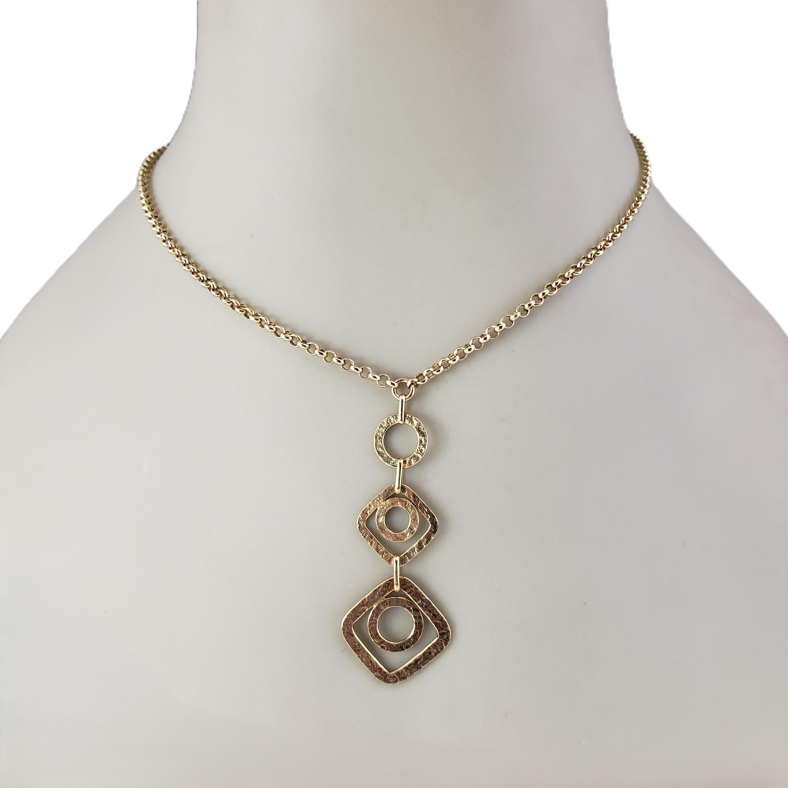 Collana con ciondolo geometrico in oro giallo 14 carati #21575 in vendita 2