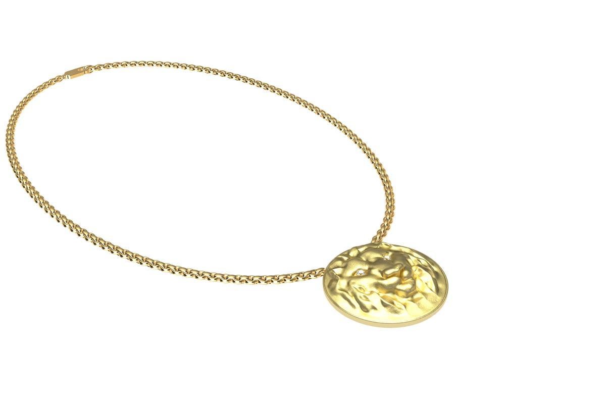 Collier à pendentifs en or jaune 14 carats avec lion en diamant GIA pour femme en vente 5