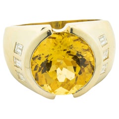 14 Karat Yellow Gold Golden Beryl and Diamond Ring 