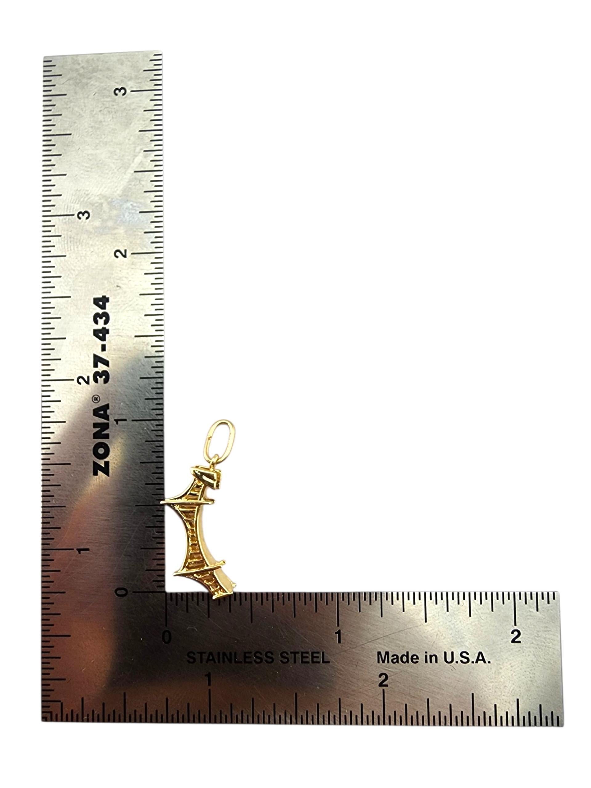 Charm in oro giallo 14 carati Golden Gate Bridge #23157 in vendita 3