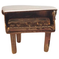 Breloque Grand Piano # 20018 en or jaune 14 carats