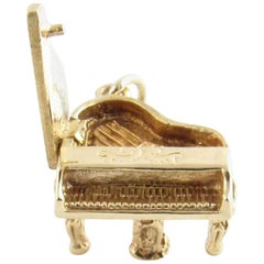 14 Karat Yellow Gold Grand Piano Charm