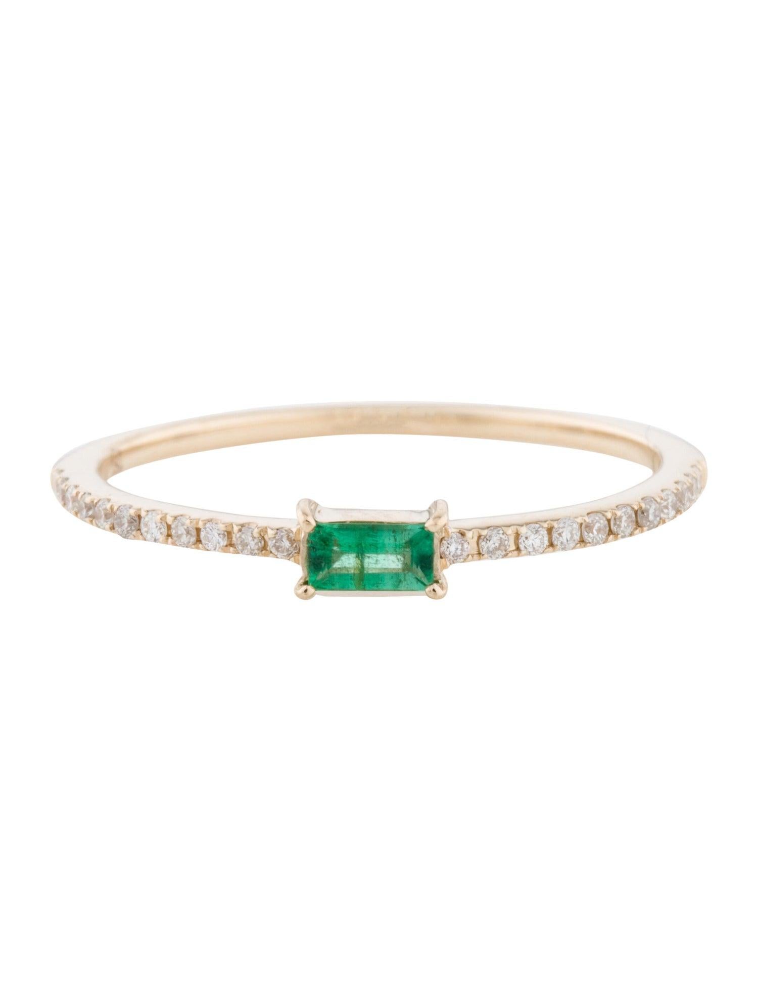 Baguette Cut 14 Karat Yellow Gold Green Emerald Stackable Ring Birthstone For Sale