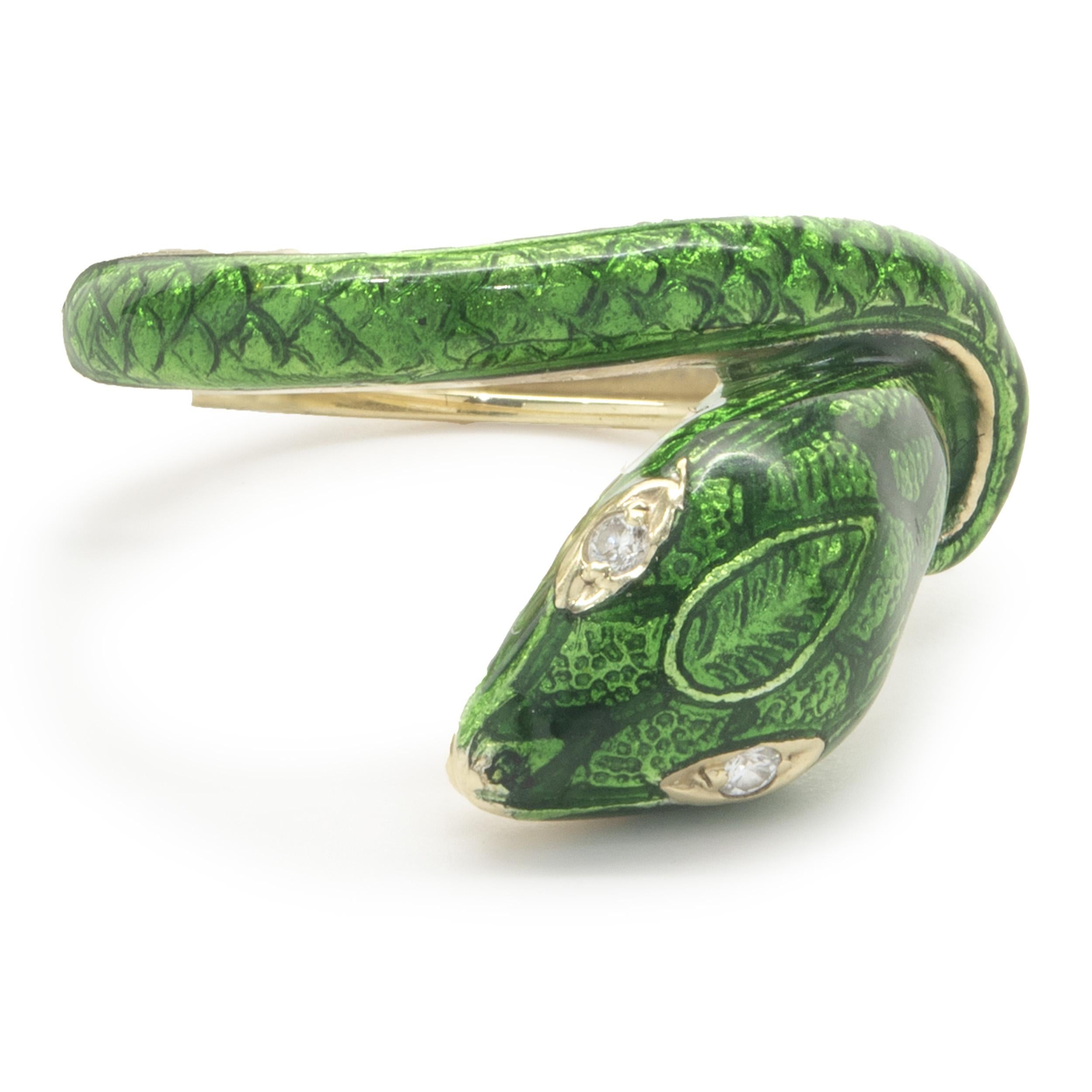 14 Karat Yellow Gold Green Enamel Snake Ring In Excellent Condition For Sale In Scottsdale, AZ