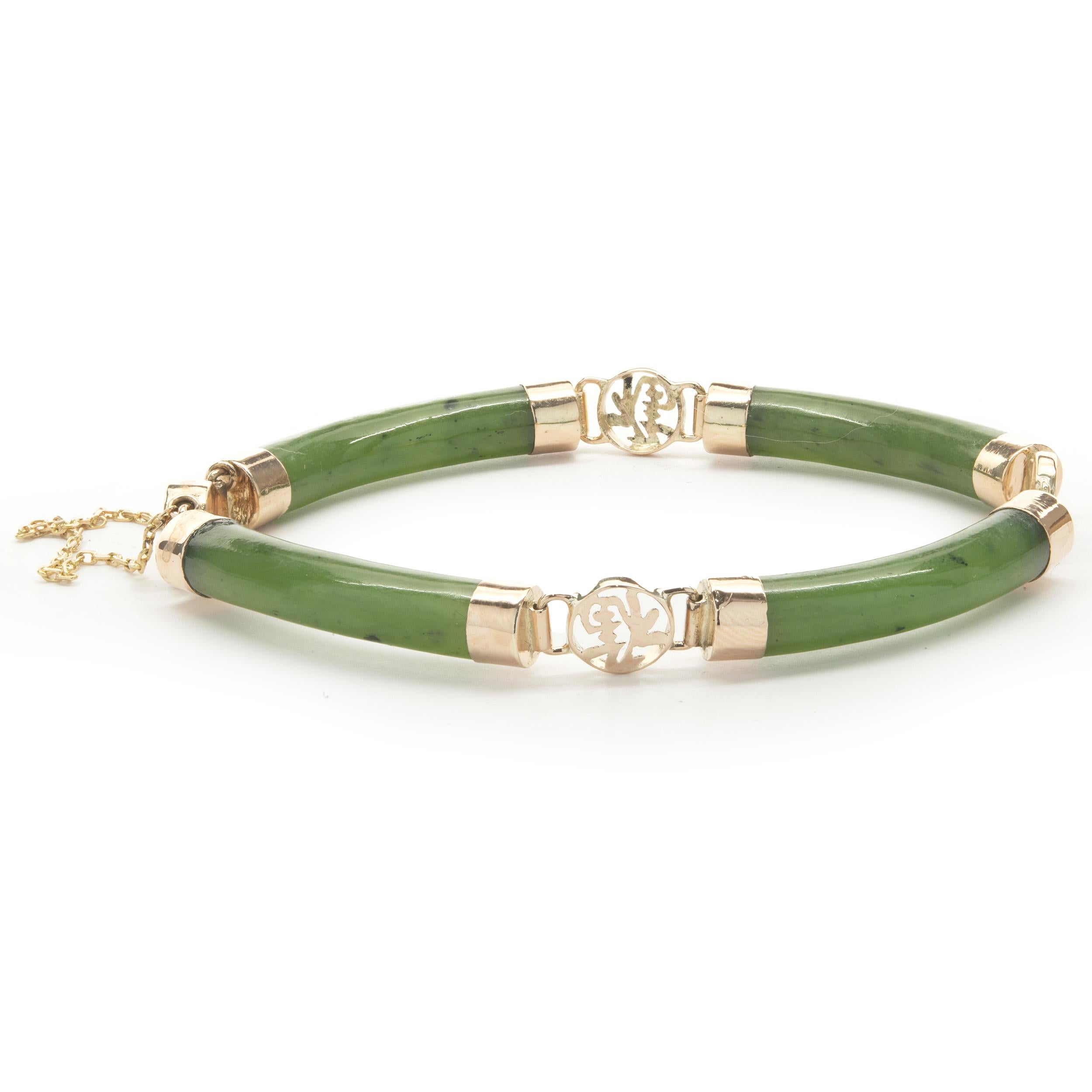 Concepteur : personnalisé
Matériau : Or jaune 14K
Poids :  14,26 grammes
Dimensions : le bracelet convient à un poignet de 7.5 pouces maximum.