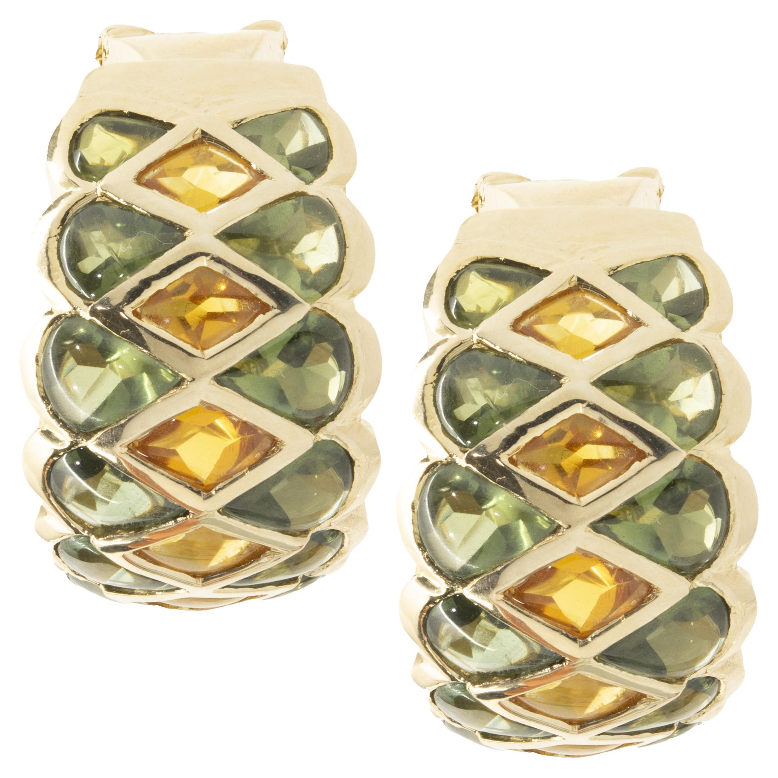 Boucles d
oreilles en or jaune 14 carats, quartz vert et citrine