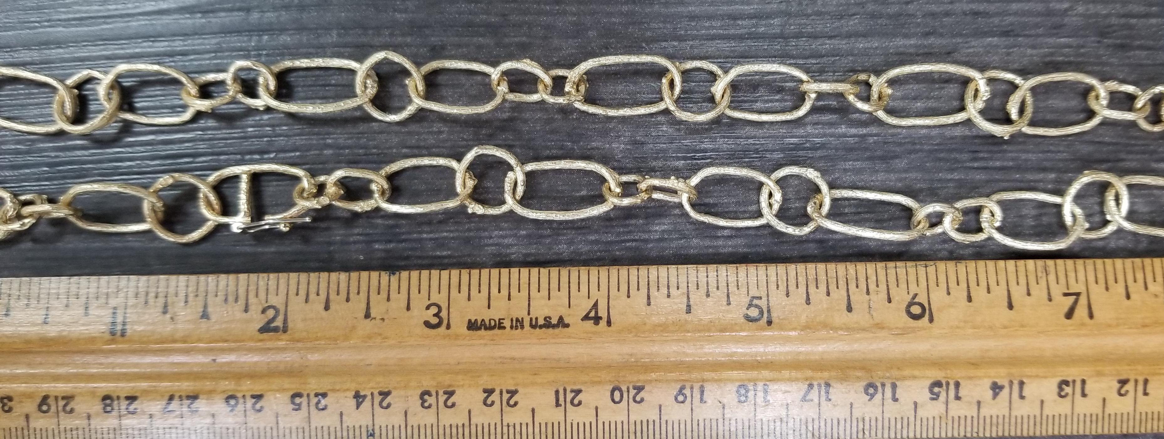 da uomo o donna Collana A Link in oro giallo 14 carati con finitura corteccia firmata Gresha in vendita