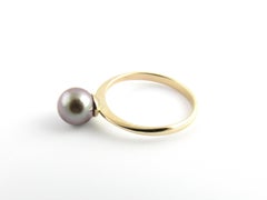 14 Karat Yellow Gold Grey Pearl Ring
