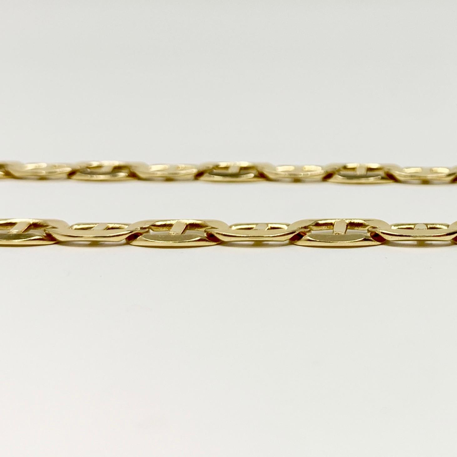 14 Karat Yellow Gold Gucci Mariner Link Chain Necklace In Good Condition In Guilford, CT