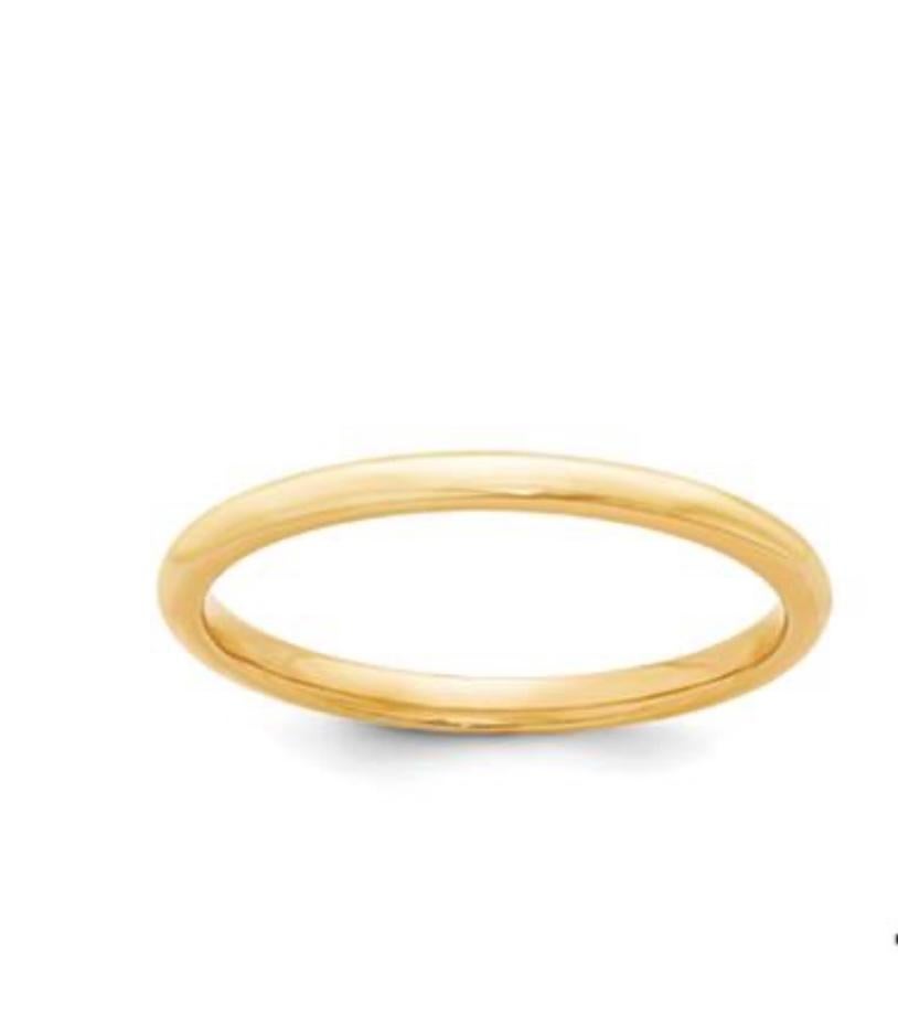 
 14 Karat Yellow Gold Half Round Classic Wedding Band Solid Ring Size 8.2
This timeless style adds a Light classic  band. Quality craftsmanship makes this long lasting band a great value. rounded inside edge for increased comfort.
High