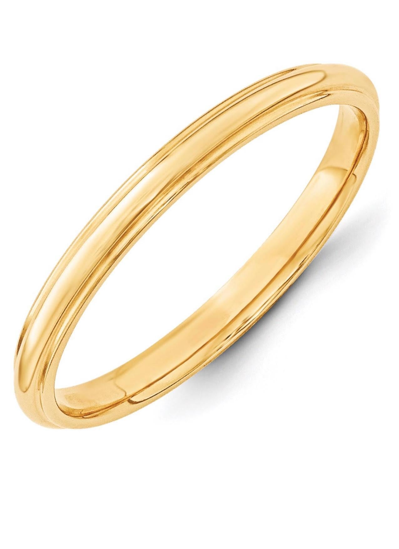 14 Karat Yellow Gold Half Round Classic Wedding Band Solid Ring In Excellent Condition For Sale In New York, NY