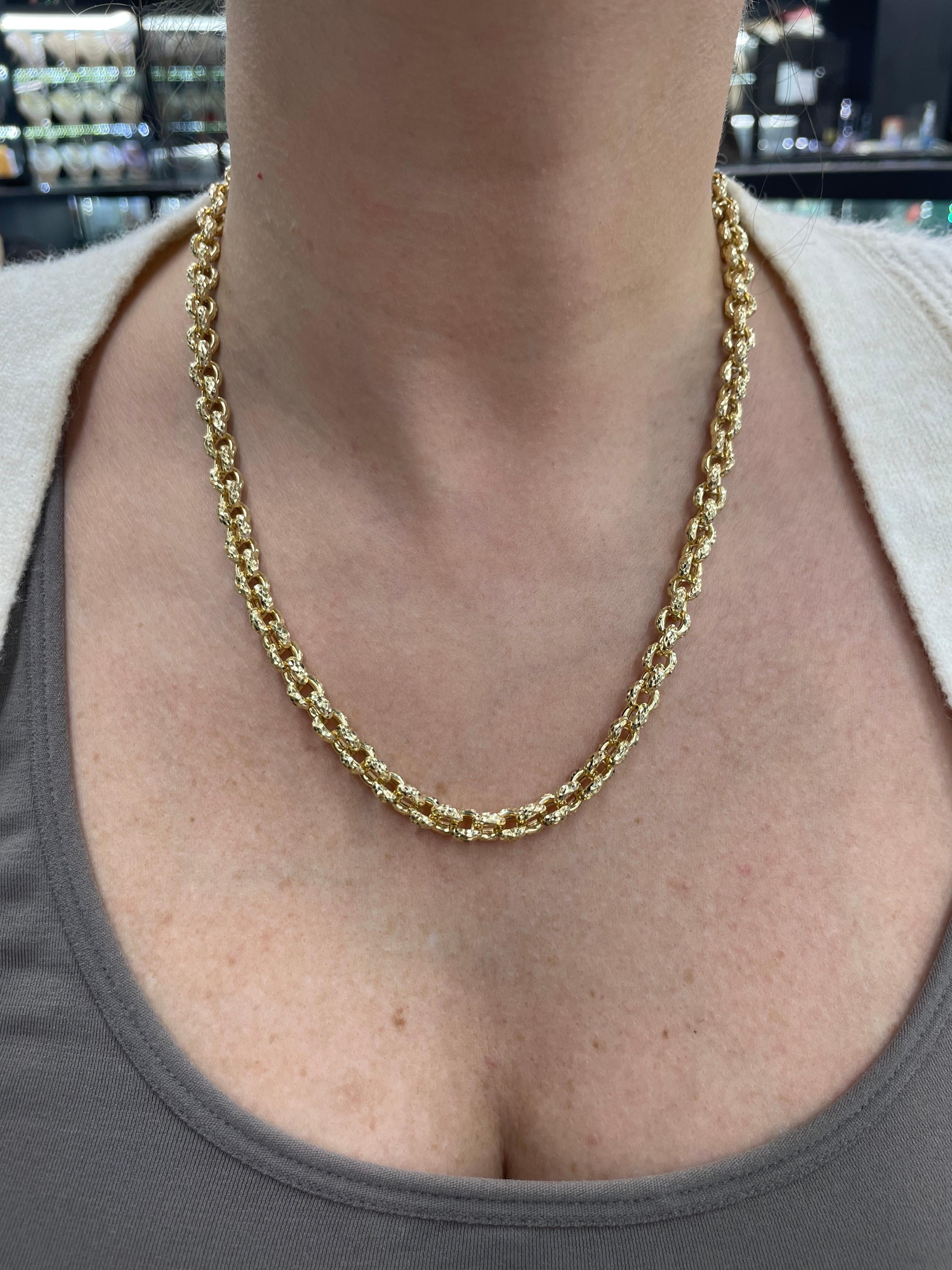 14 Karat Yellow Gold Hammered Link Necklace 31.24 Grams For Sale 3
