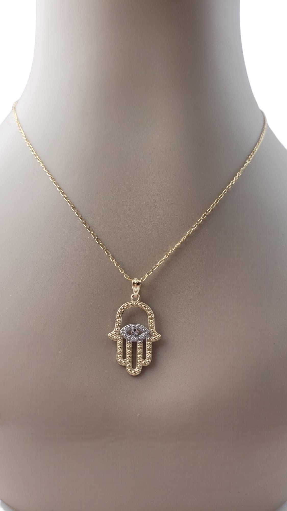 Pendentif Hamsa en or jaune 14 carats #20852 en vente 5