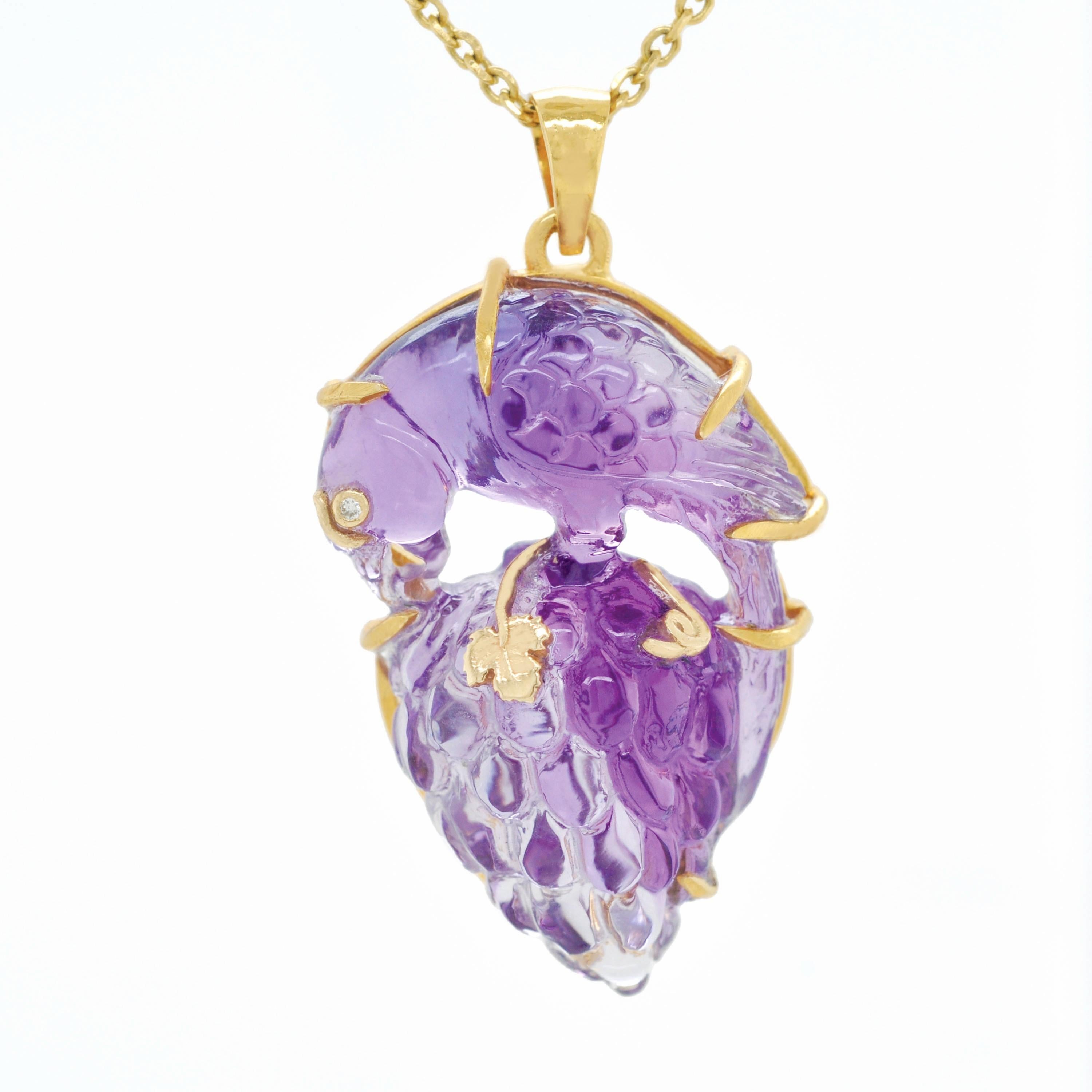 14 Karat Yellow Gold Hand-Carved Amethyst Bird Diamond Pendant Necklace For Sale 9