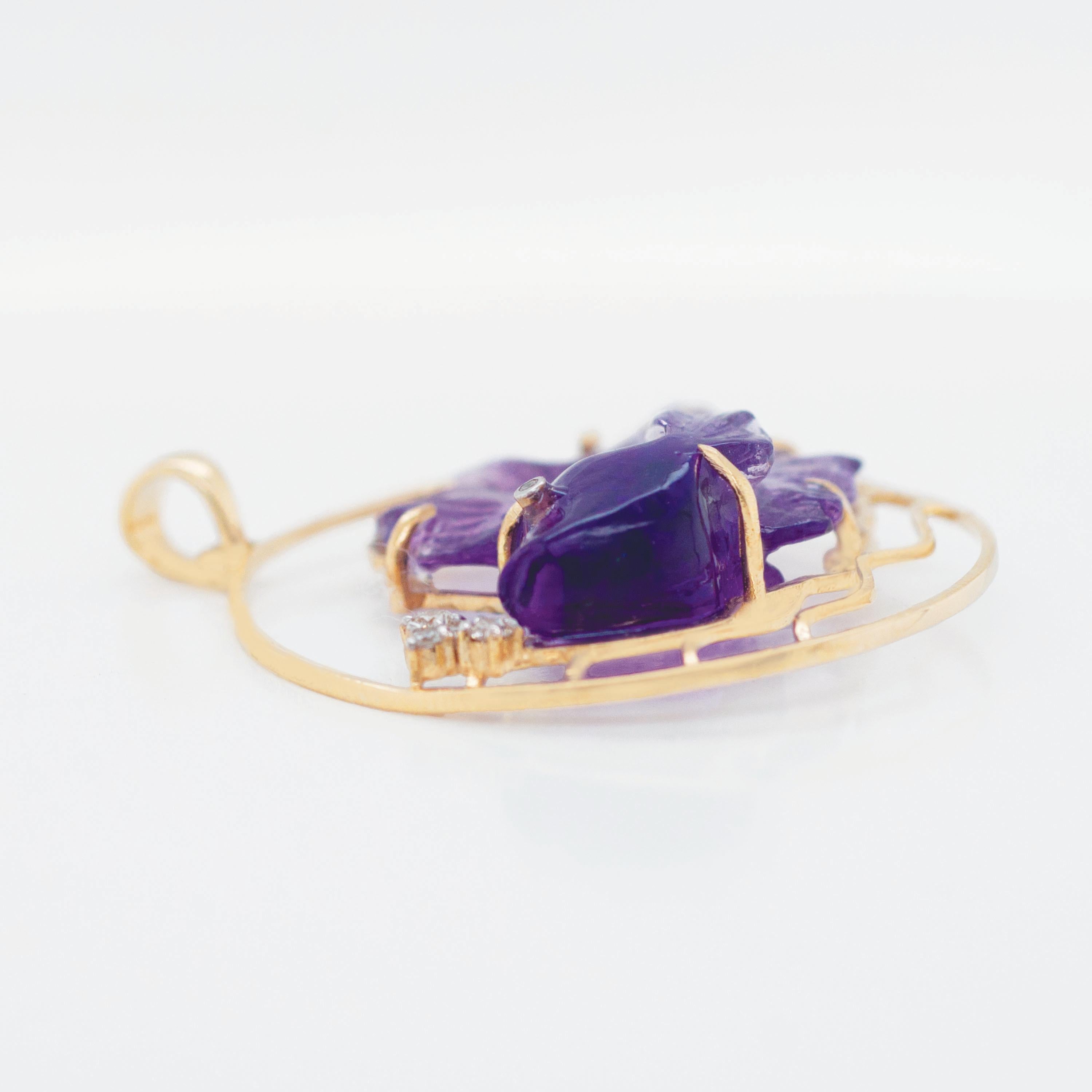 14 Karat Yellow Gold Hand-Carved Amethyst Fish Diamond Pendant Necklace For Sale 4