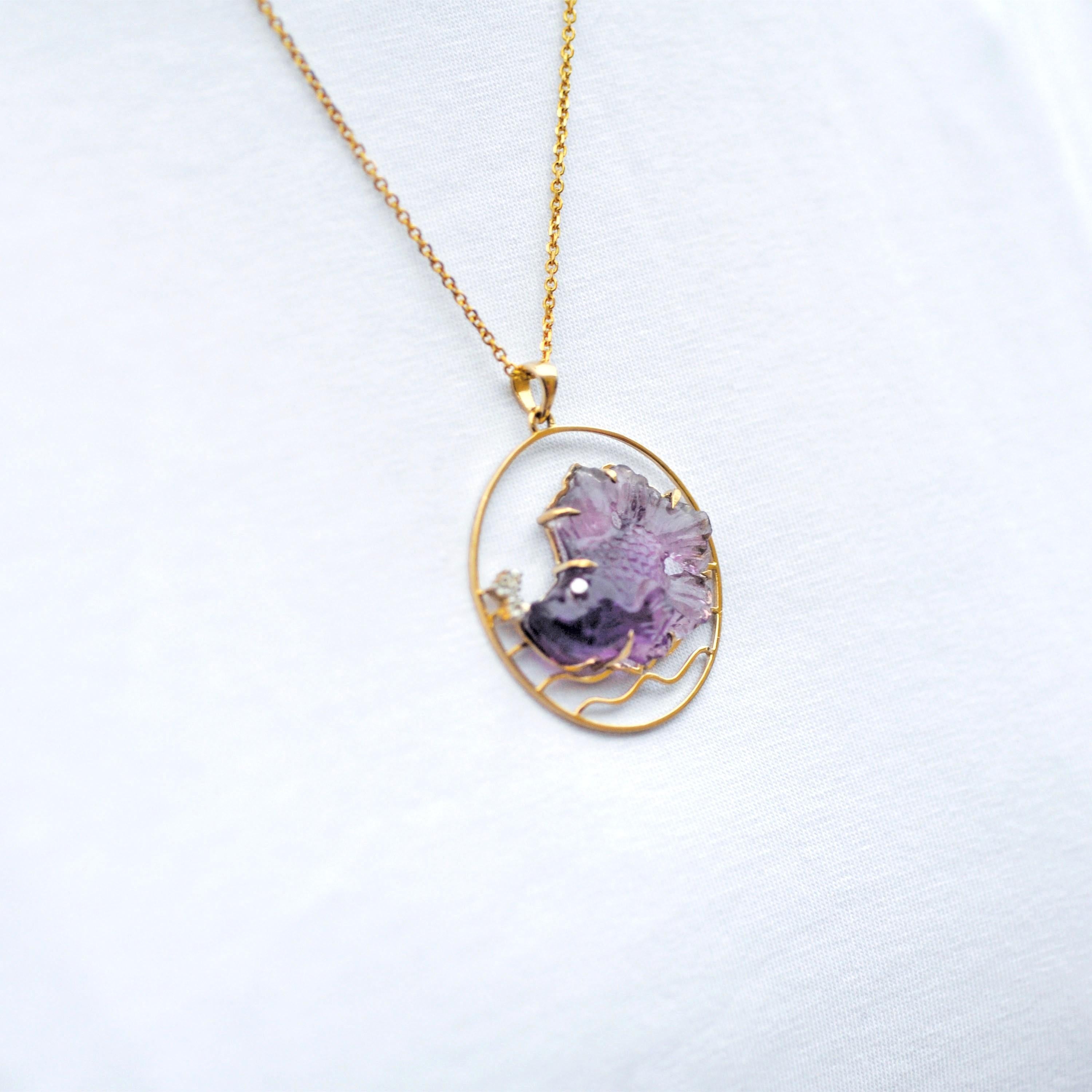 14 Karat Yellow Gold Hand-Carved Amethyst Fish Diamond Pendant Necklace For Sale 5