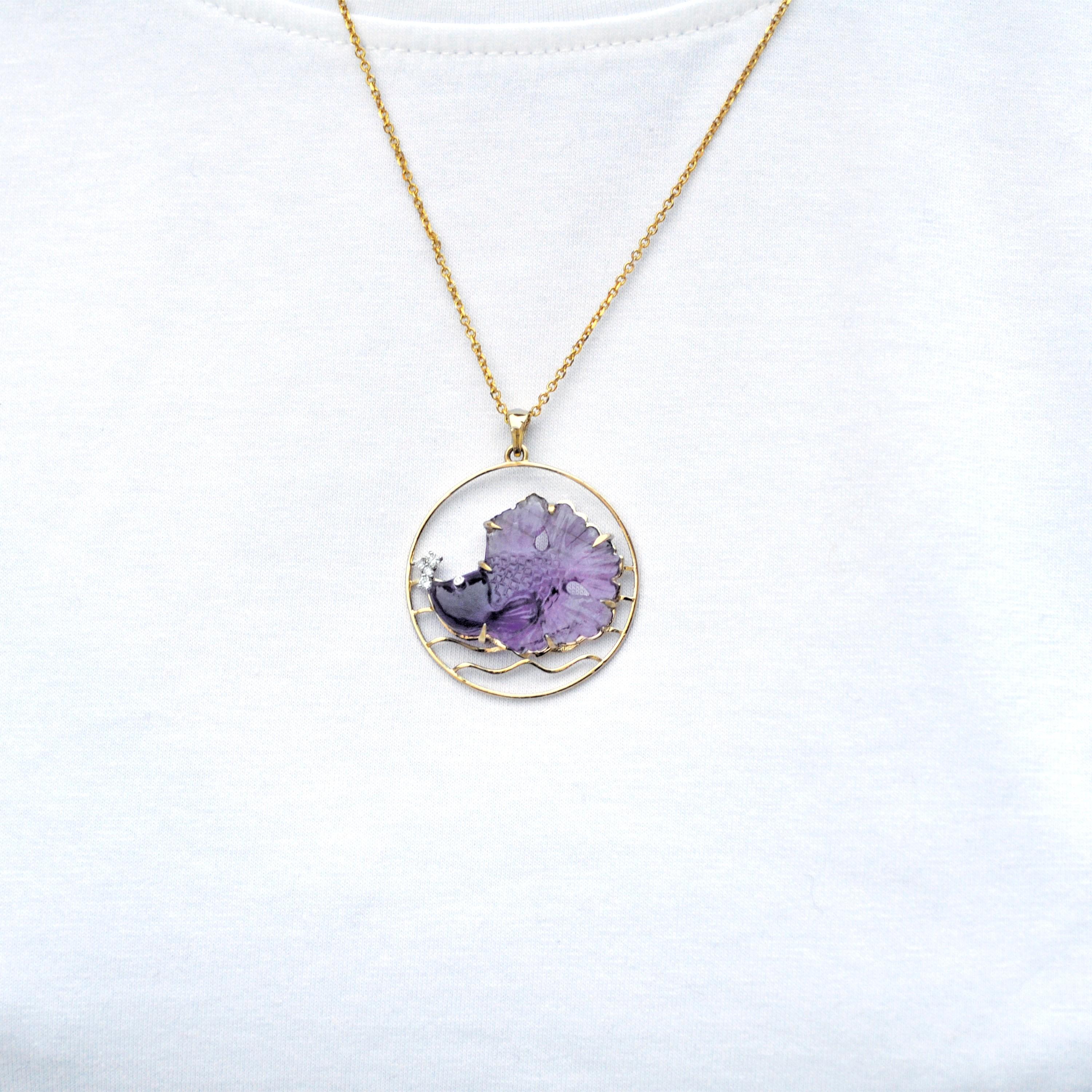 14 Karat Yellow Gold Hand-Carved Amethyst Fish Diamond Pendant Necklace For Sale 6