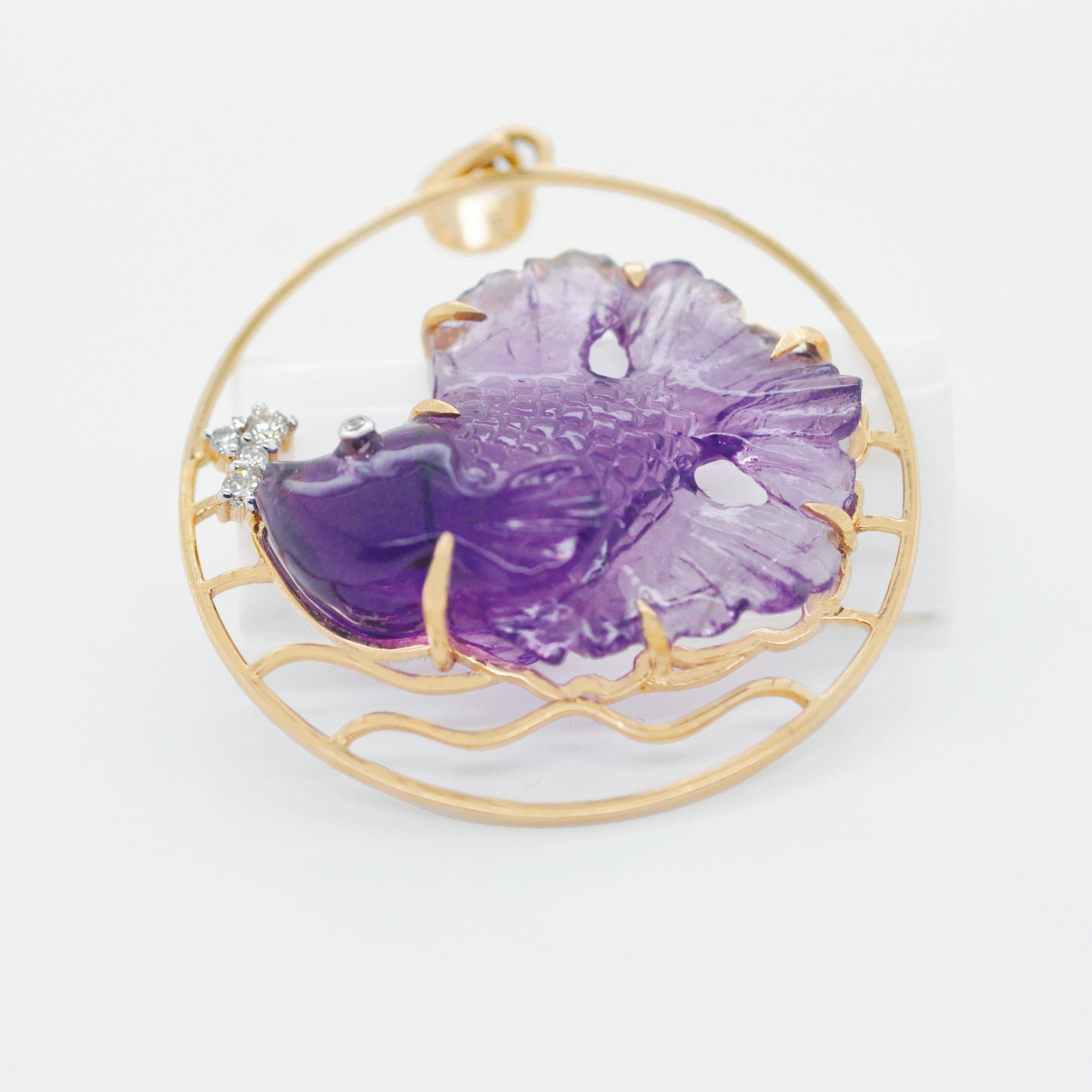 Women's or Men's 14 Karat Yellow Gold Hand-Carved Amethyst Fish Diamond Pendant Necklace For Sale