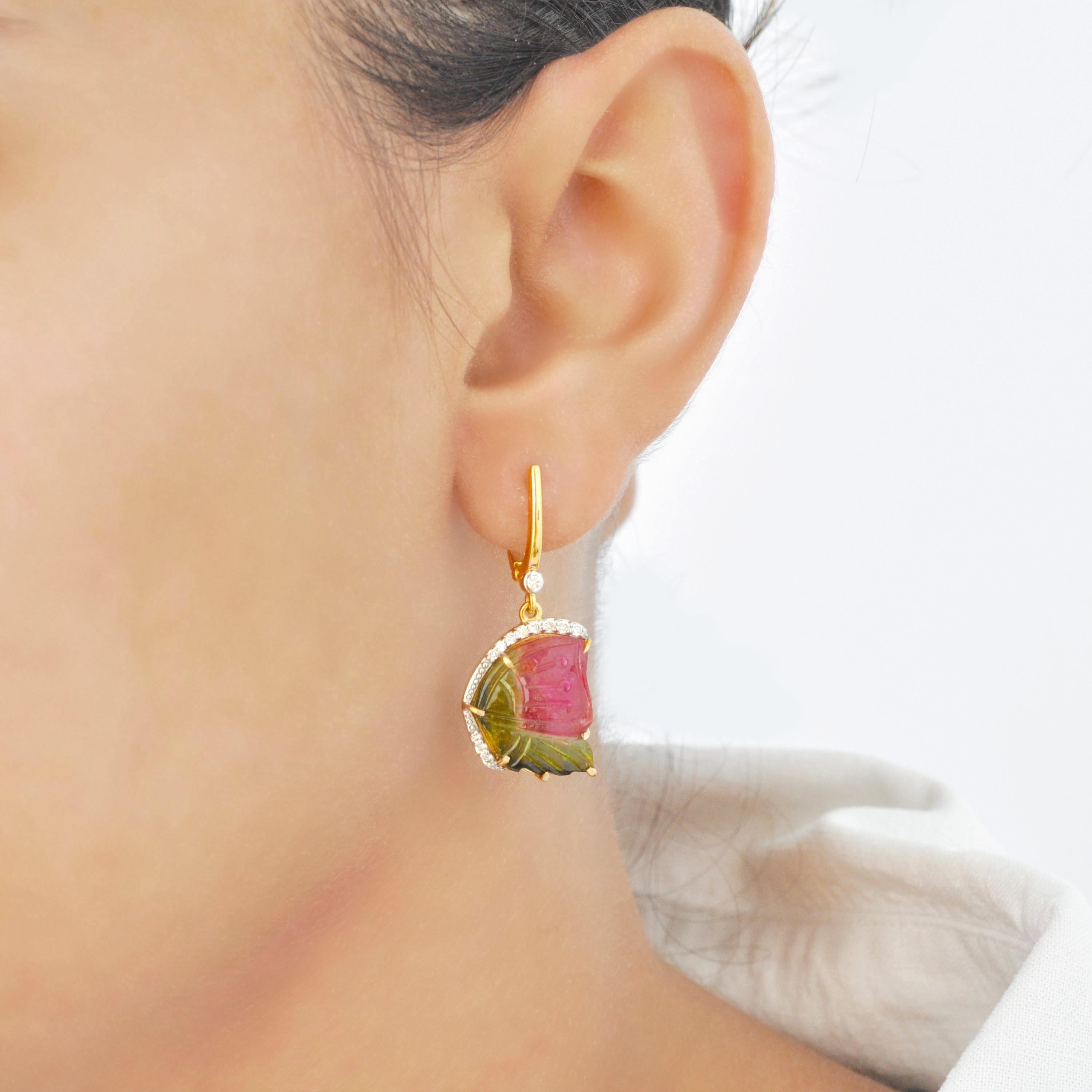 14 Karat Yellow Gold Hand-Carved Watermelon Tourmaline Butterfly Dangle Earrings For Sale 5