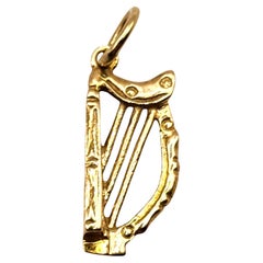 Vintage 14 Karat Yellow Gold Harp Charm #19982