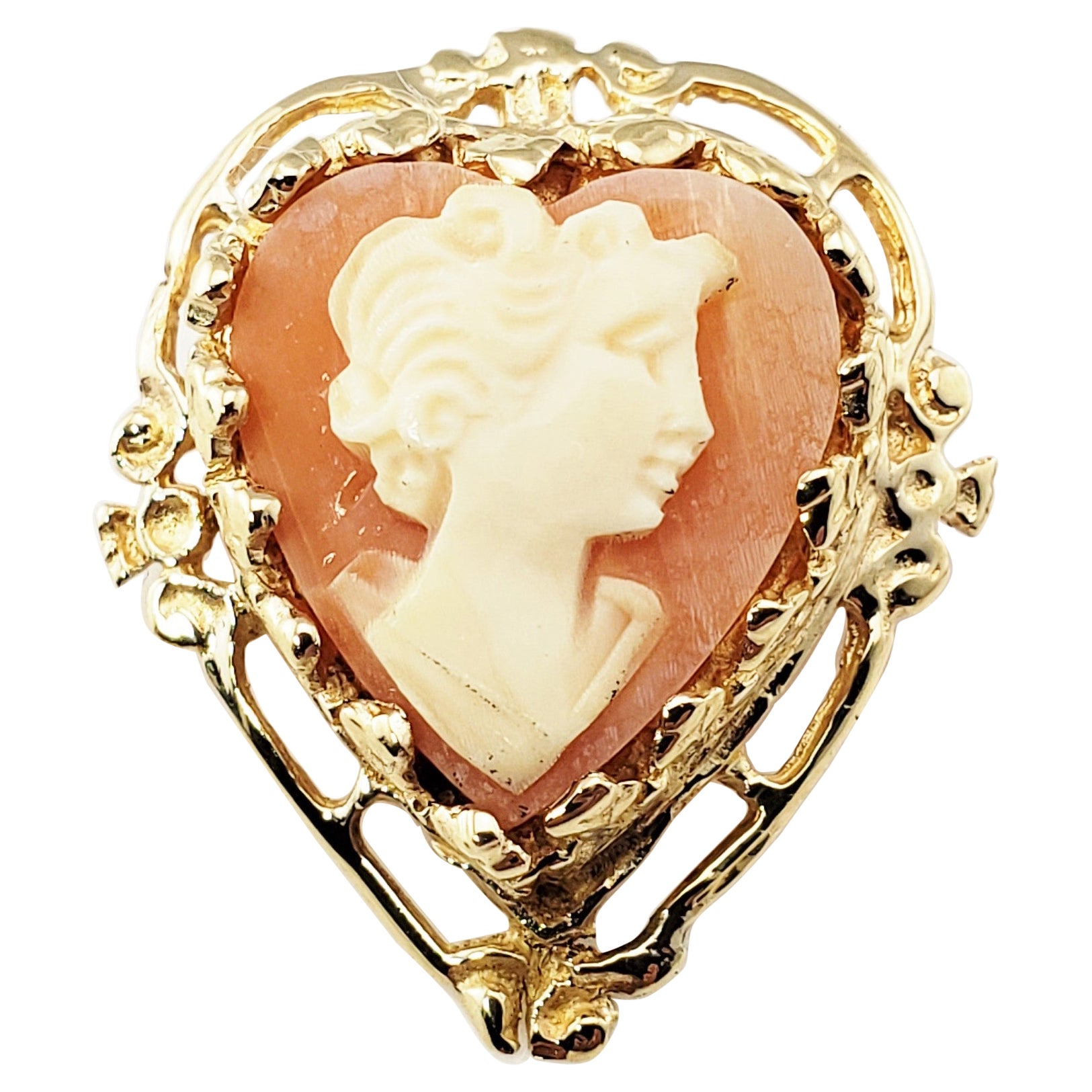 Broche/pendentif camée en forme de cœur en or jaune 14 carats