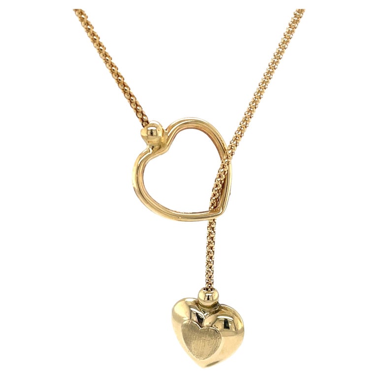 14 Karat Yellow Gold Heart Charm Lariat Necklace For Sale at 1stDibs