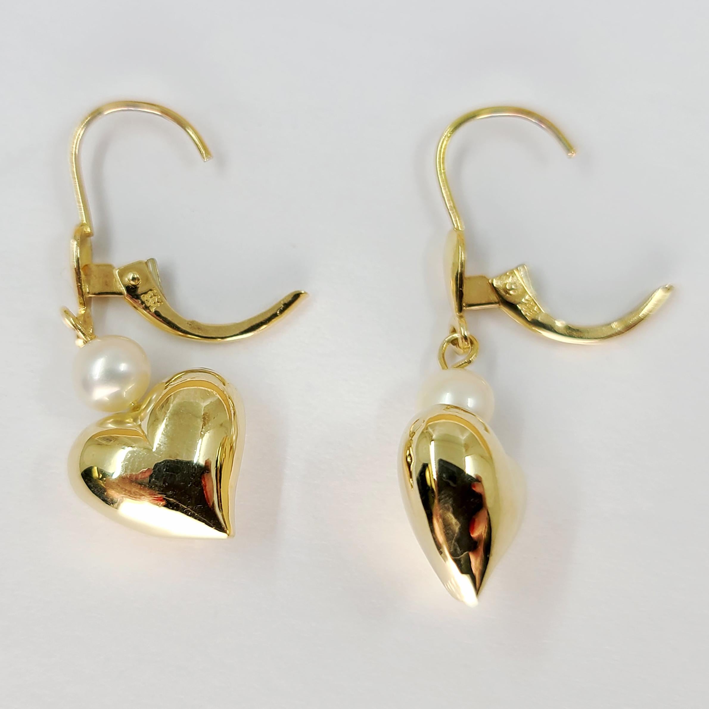 Round Cut 14 Karat Yellow Gold Heart and Pearl Drop Earrings