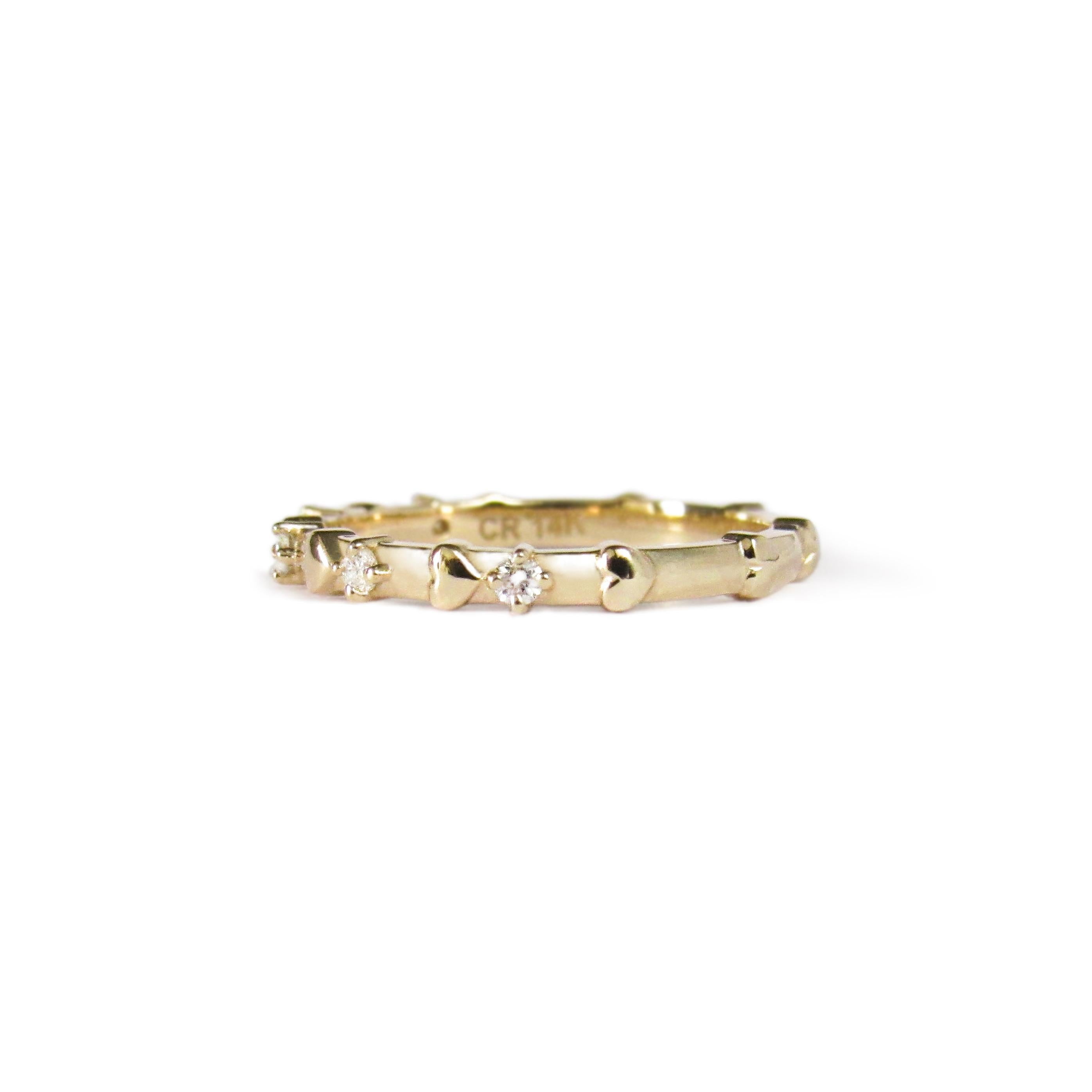 MADE TO ORDER *Please note that we take 20 business days to create your jewel before its ready to ship. Be sure to specify your ring size number.

This 14 karat yellow gold ring is special because you can wear it in two different ways. This lovely