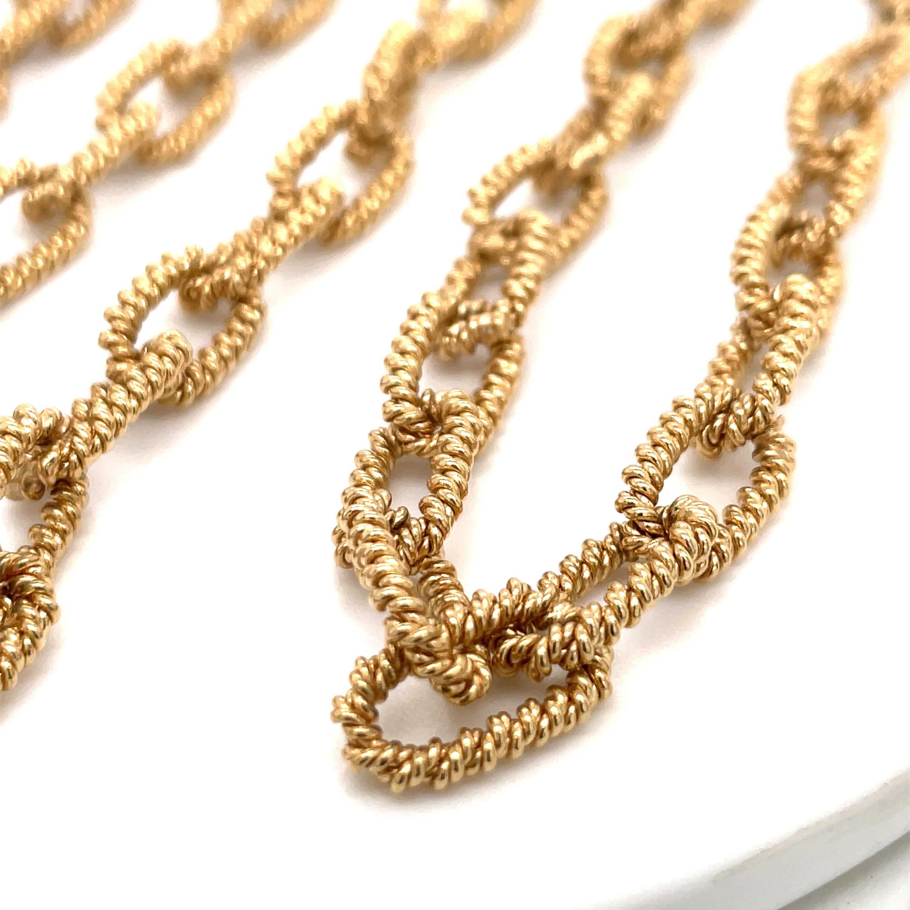 Contemporary 14 Karat Yellow Gold Heavy Rope Link Chain Necklace 84.5 Grams For Sale