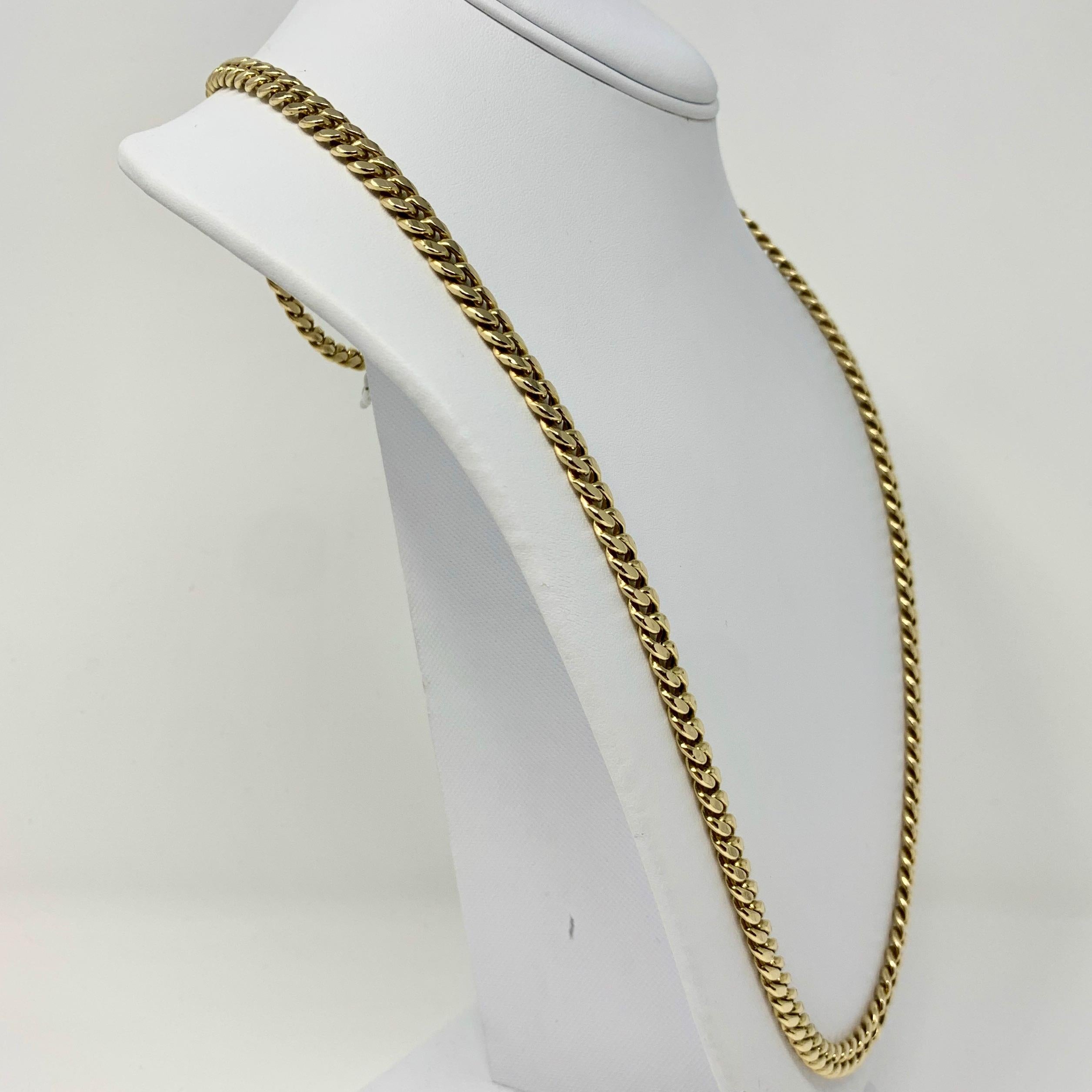 14 Karat Yellow Gold Hollow Cuban Curb Link Chain Necklace In Good Condition In Guilford, CT