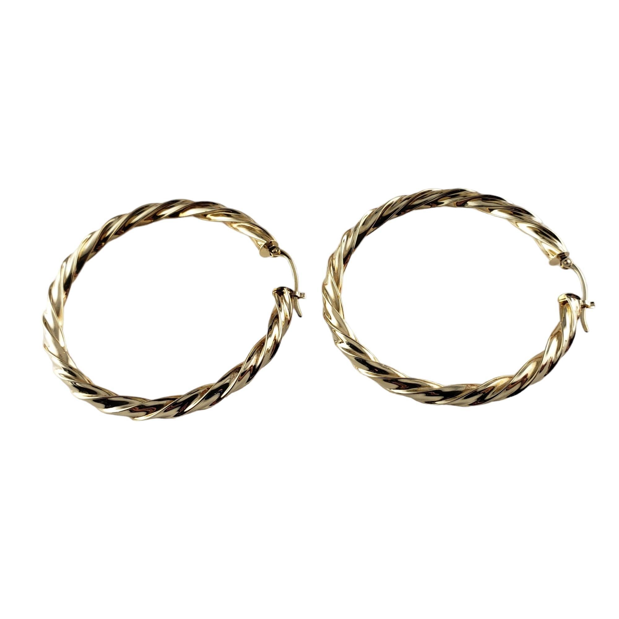 Créoles en or jaune 14 carats n°15402 Pour femmes en vente