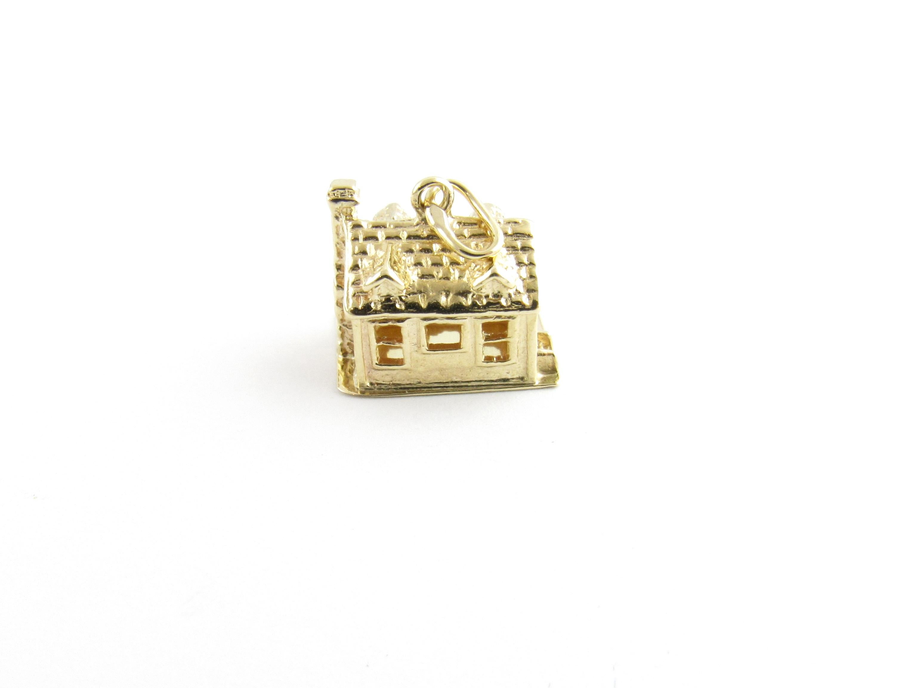 Vintage 14 Karat Yellow Gold House Charm

Home is where the heart is!

This lovely 3D charm features a beautifully detailed house crafted in classic 14K yellow gold.

Size: 12 mm x 14 mm (actual charm)

Weight: 2.8 dwt. / 4.4 gr.

Hallmark: