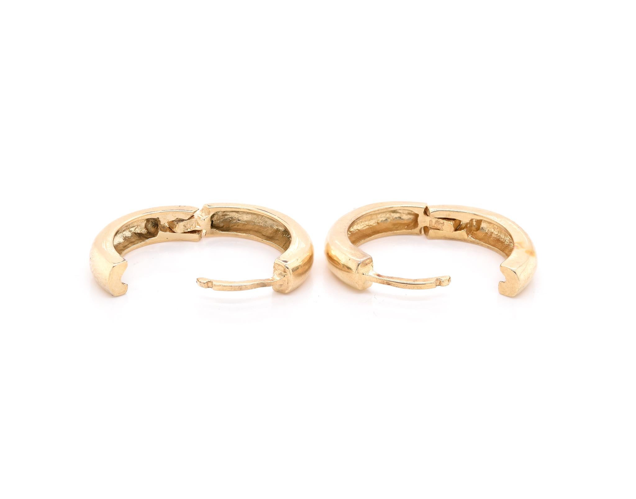 Women's 14 Karat Yellow Gold Huggie Hoop Earrings