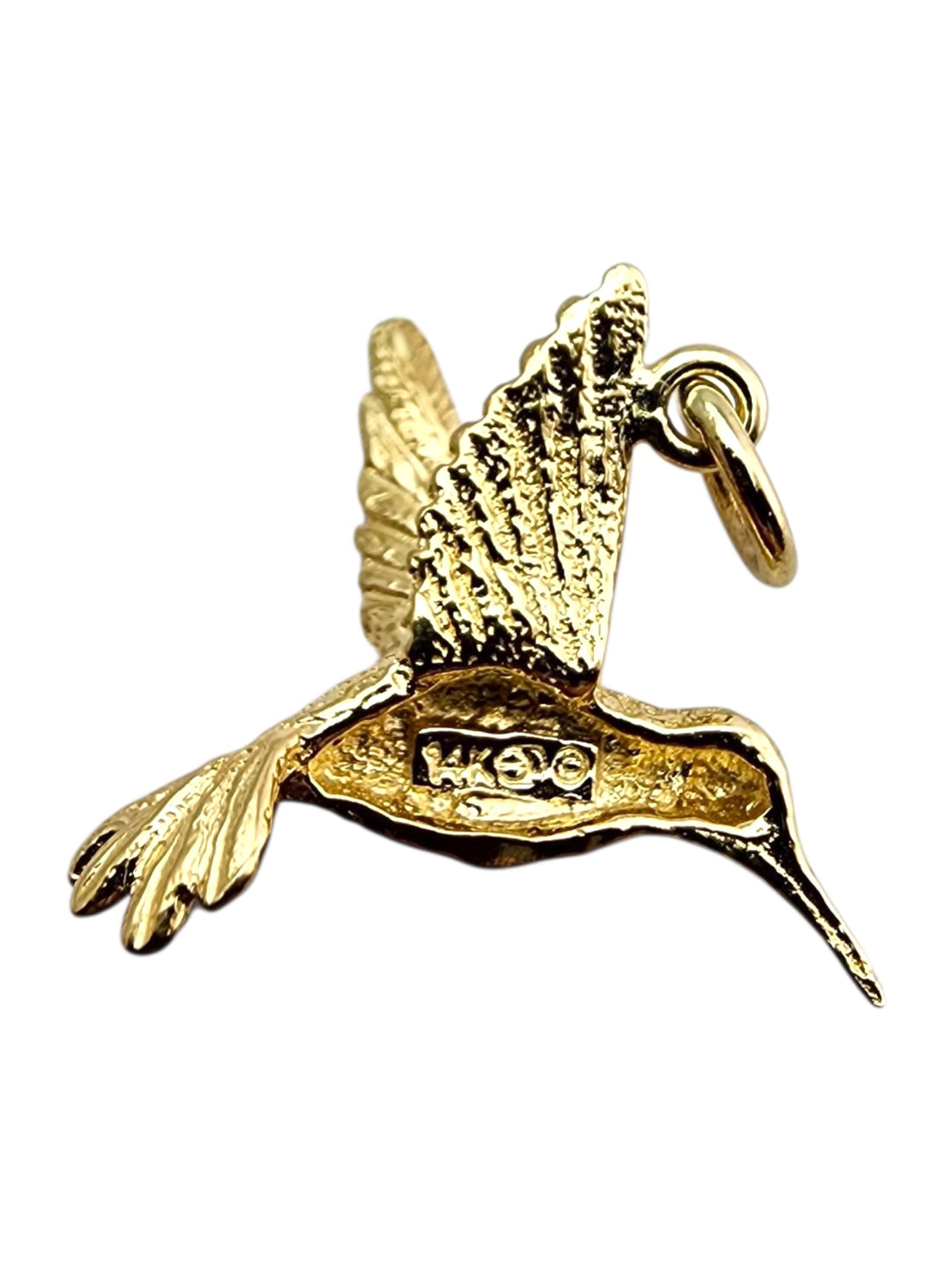 Donna Charm colibrì in oro giallo 14 carati #23669 in vendita