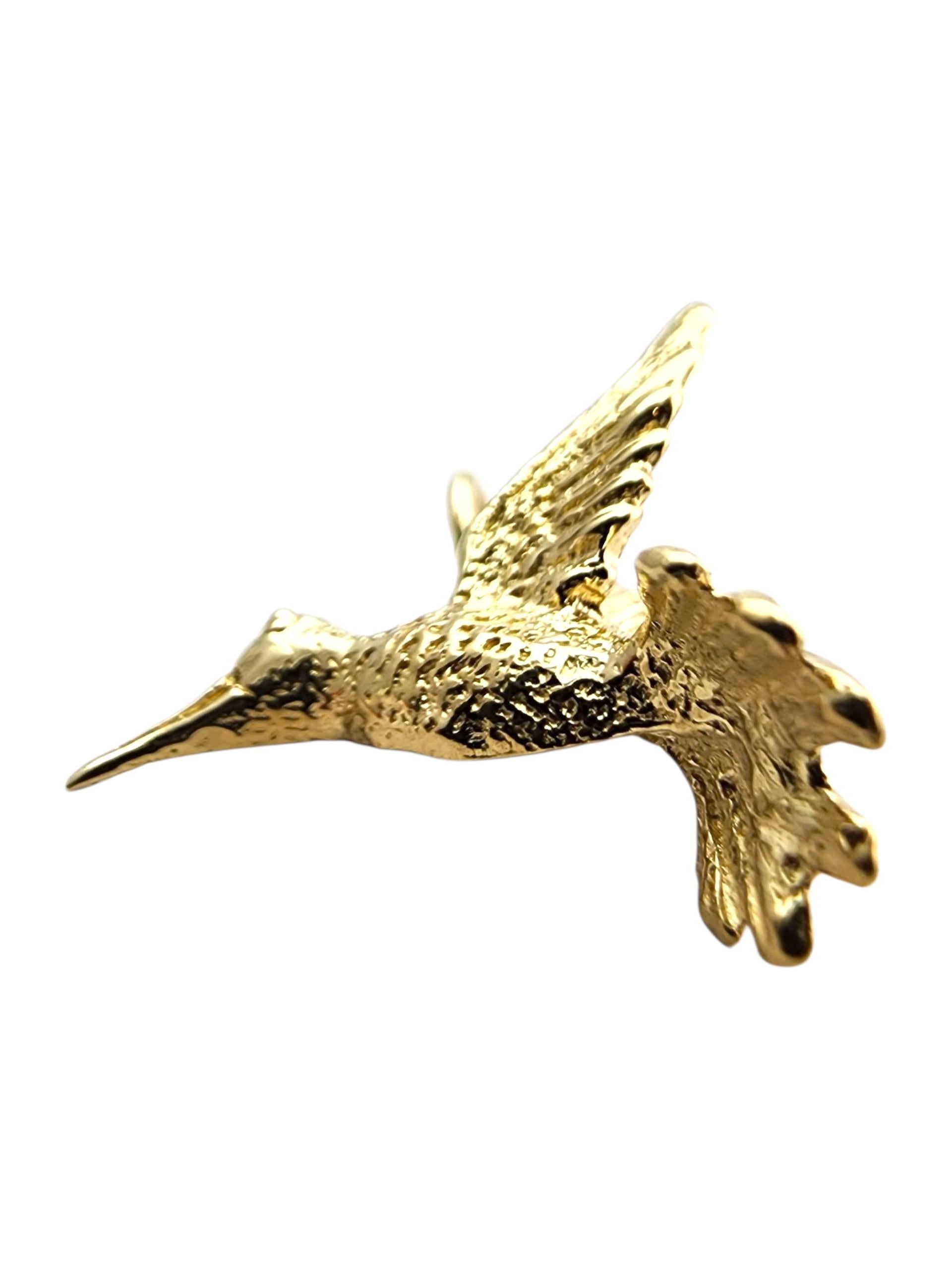 Charm colibrì in oro giallo 14 carati #23669 in vendita 2