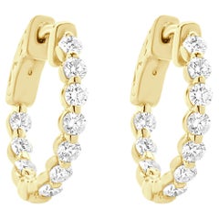 Pendientes de aro de oro amarillo de 14 quilates con diamantes en el interior y el exterior
