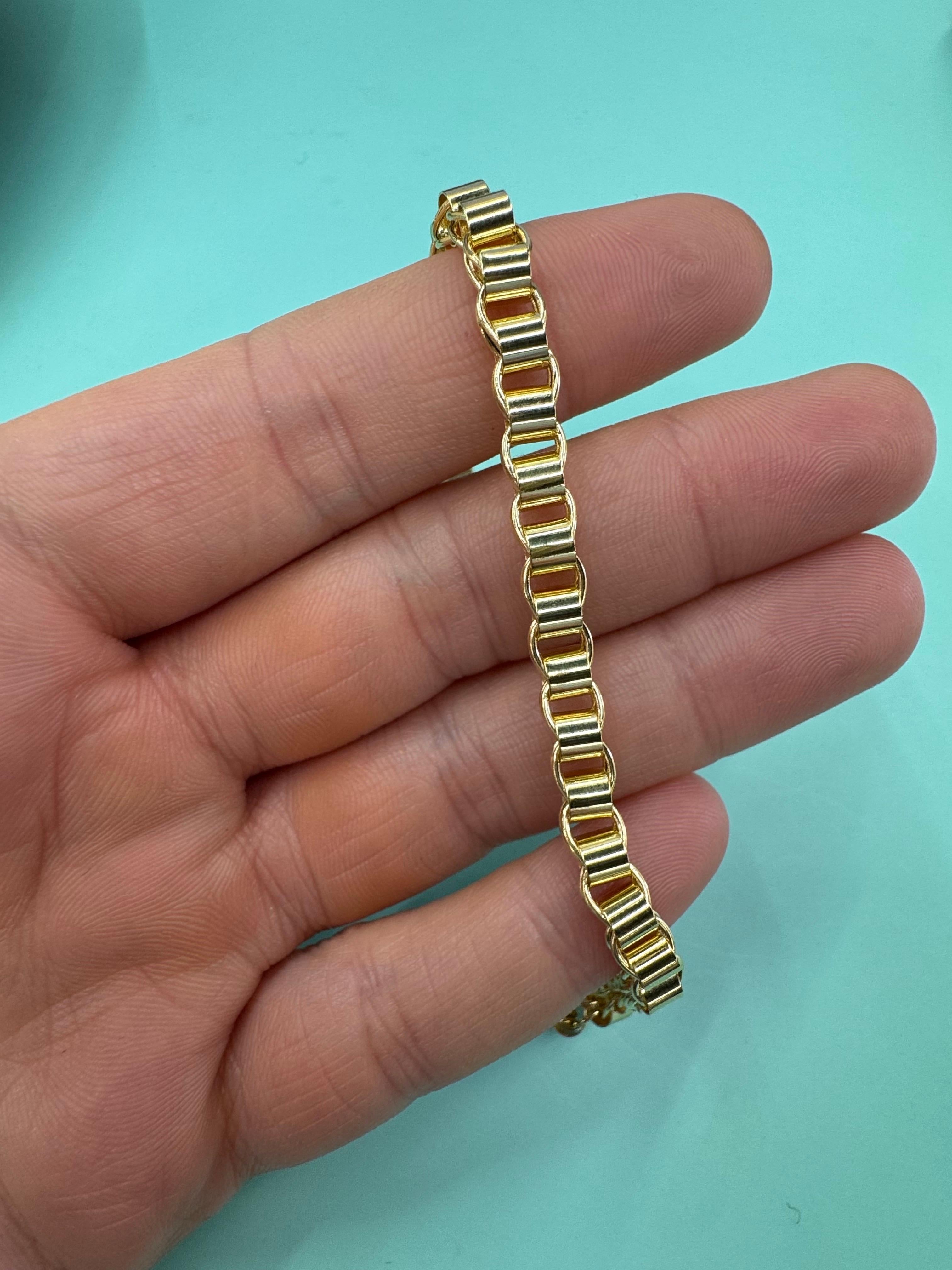 Bracelet à maillons emboîtés imbriqués en or jaune 14 carats 6,6 grammes assorti Pour femmes en vente