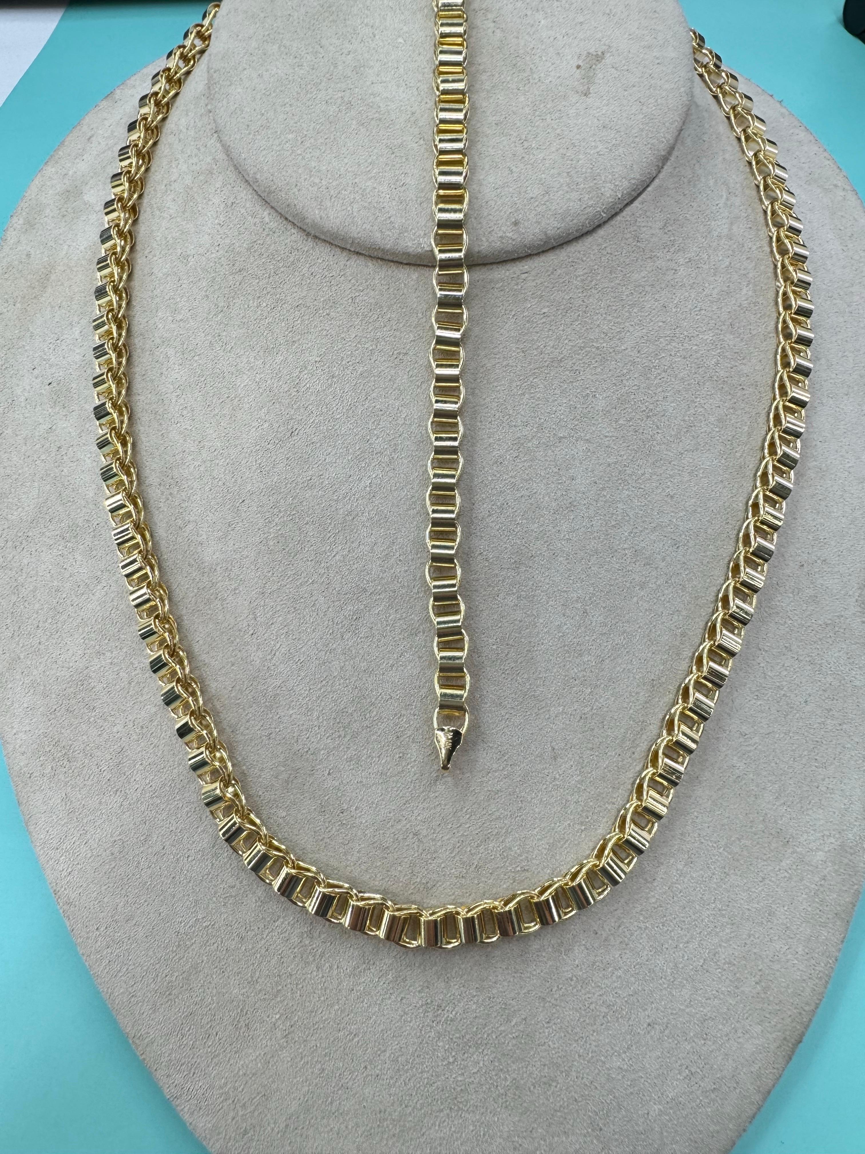 Contemporain Collier à maillons tubes imbriqués en or jaune 14 carats, 16 grammes en vente