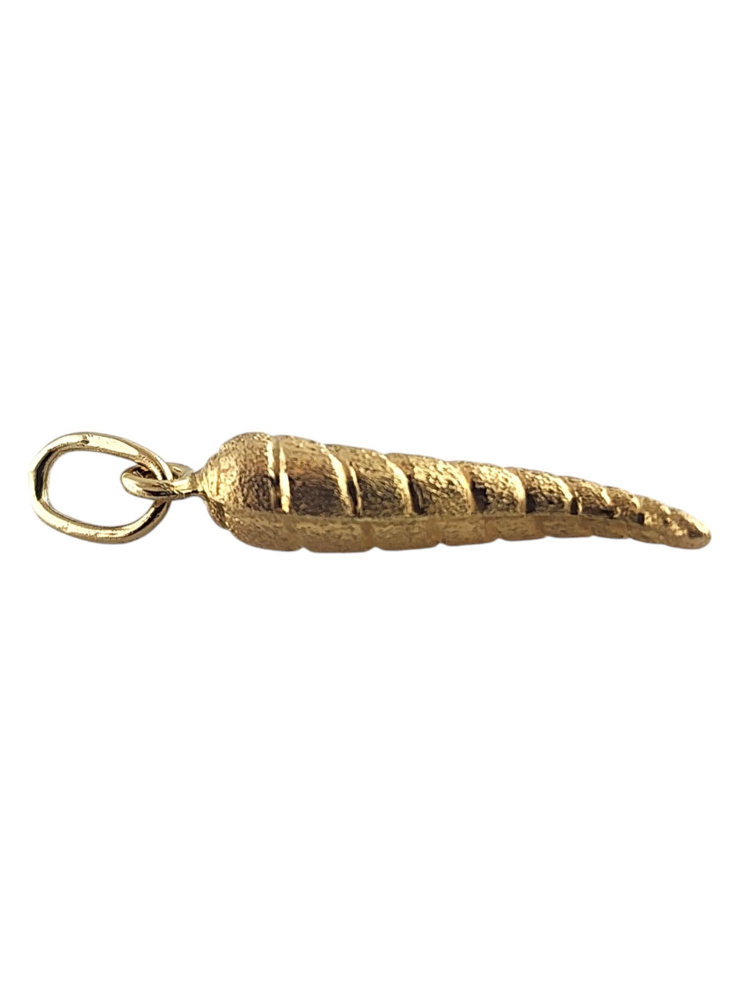 14 Karat Yellow Gold Italian Horn #19252 In Good Condition In Washington Depot, CT