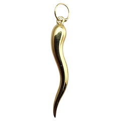 14 Karat Yellow Gold Italian Horn Pendant #23499