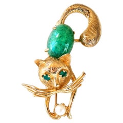 Vintage 14 Karat Yellow Gold Jade and Pearl Cat Pin/Brooch