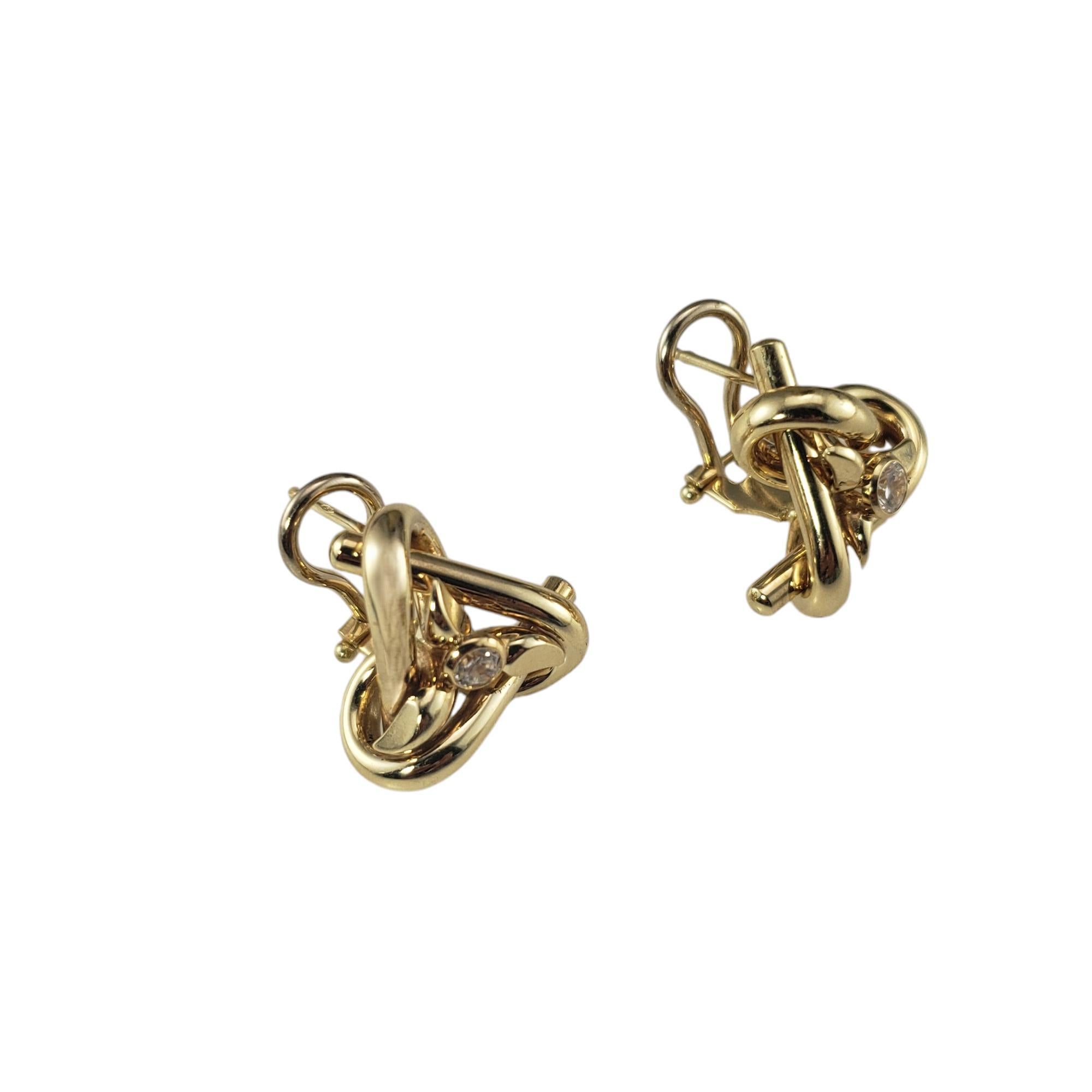 14 Karat Gelbgold Knoten-Ohrringe #18655 im Zustand „Gut“ im Angebot in Washington Depot, CT