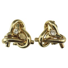 14 Karat Gelbgold Knoten-Ohrringe #18655