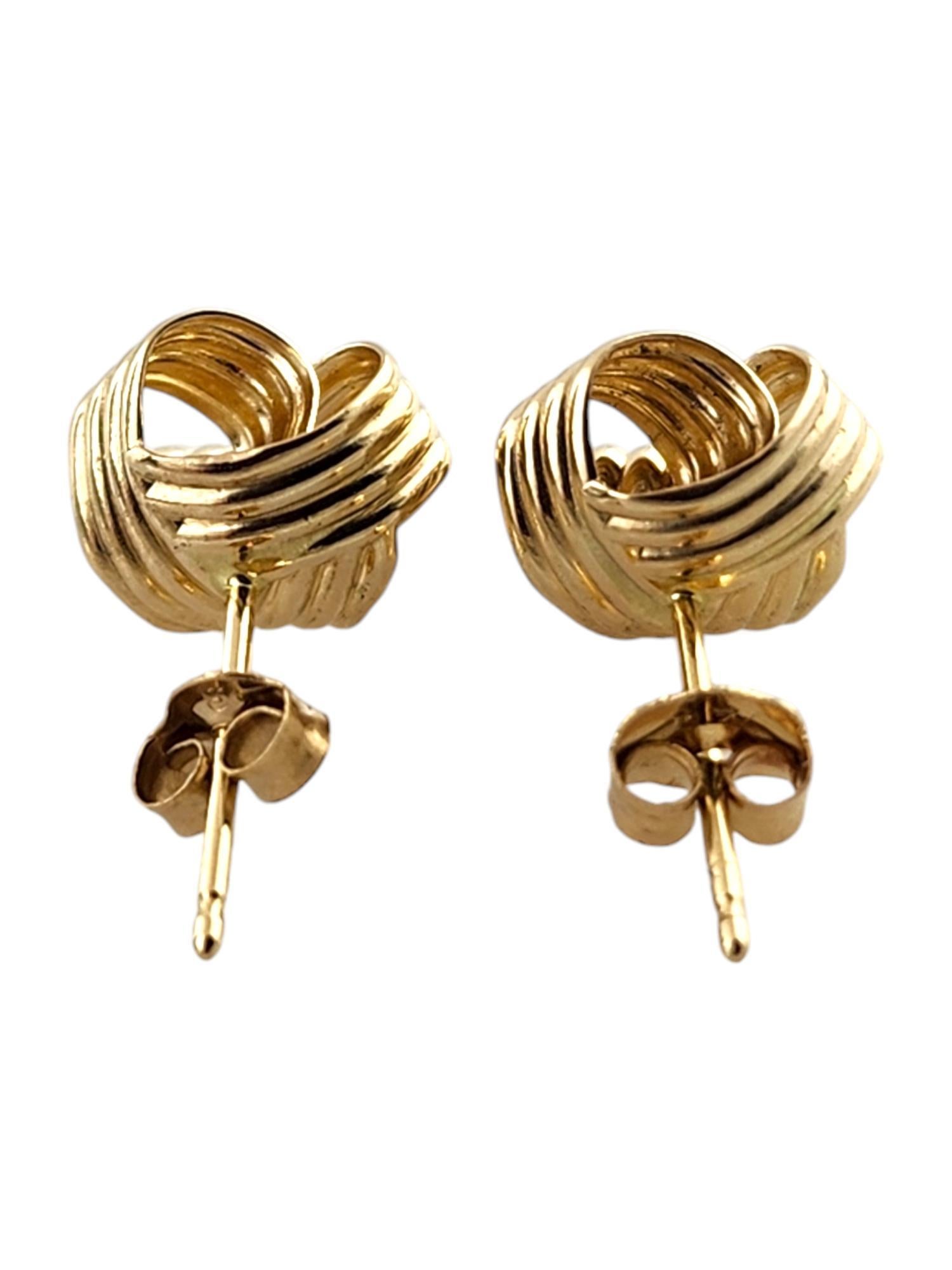 14 Karat Gelbgold Knoten-Ohrstecker #19190 im Angebot 1