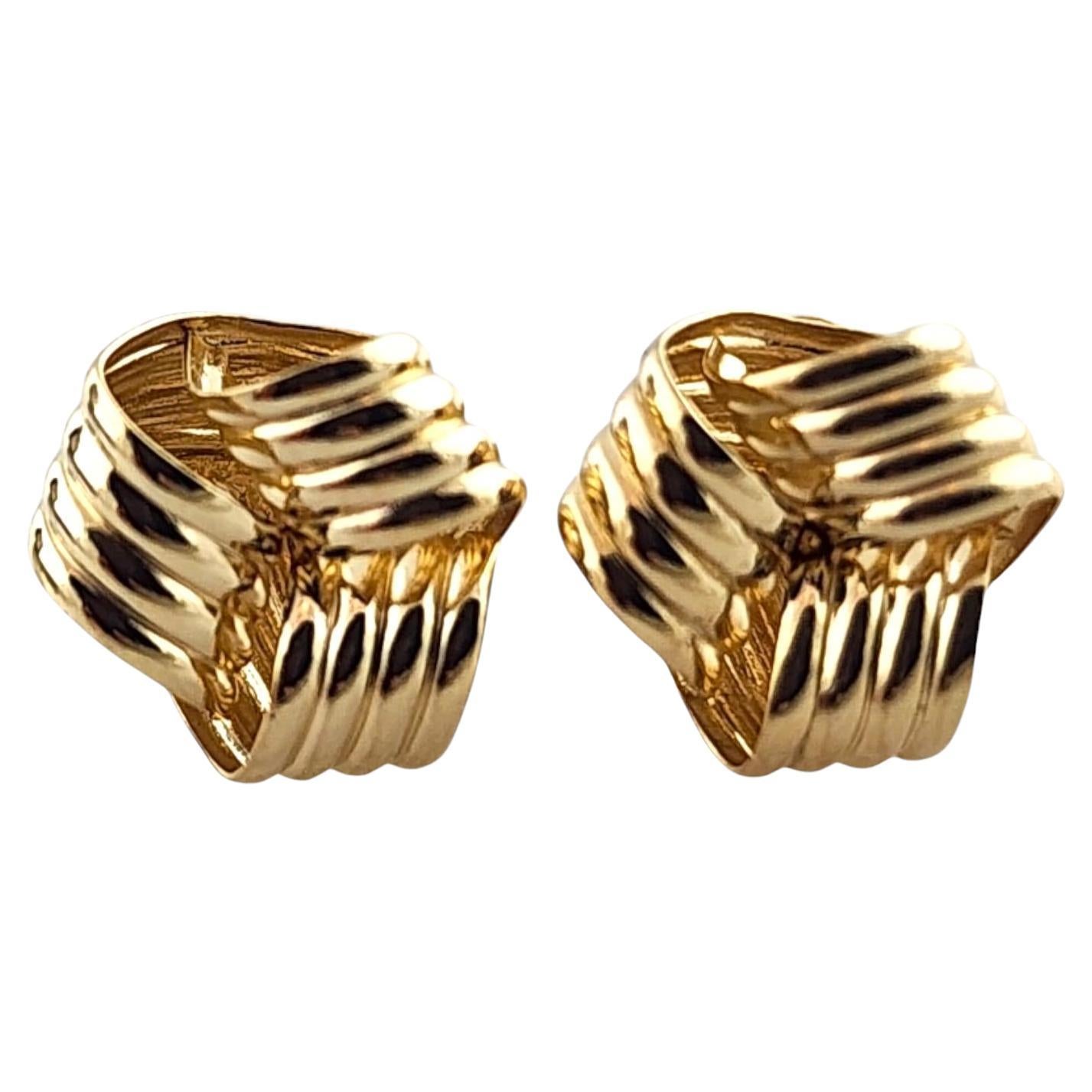 14 Karat Gelbgold Knoten-Ohrstecker #19190 im Angebot