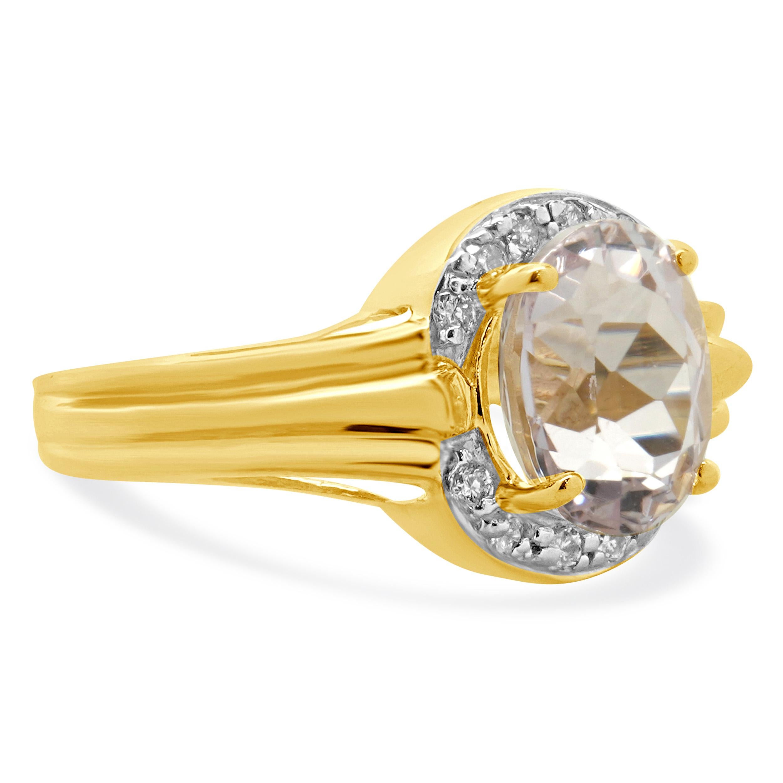 Oval Cut 14 Karat Yellow Gold Kunzite and Diamond Ring For Sale